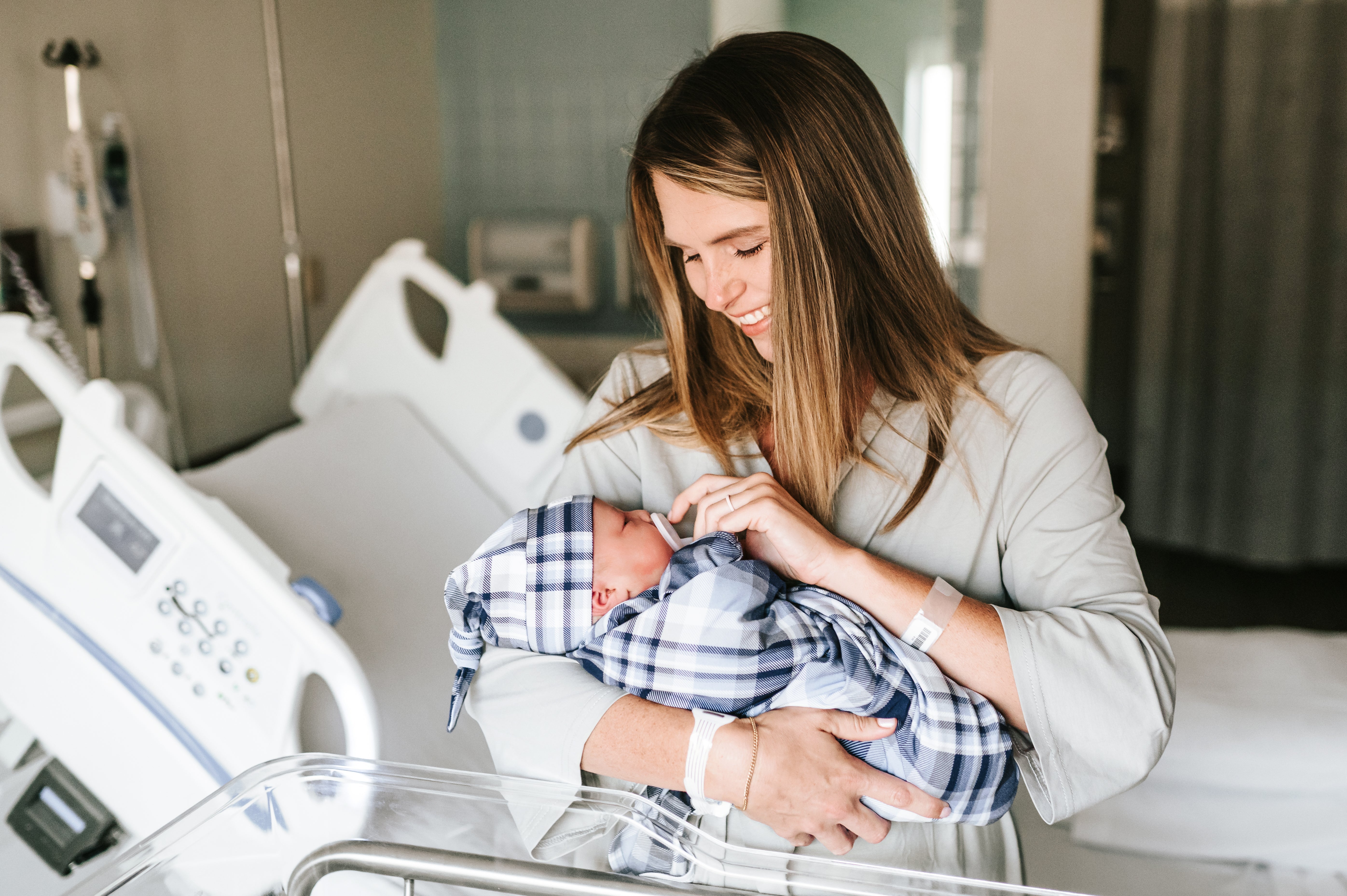 Jackson - Bamboo Newborn Nest