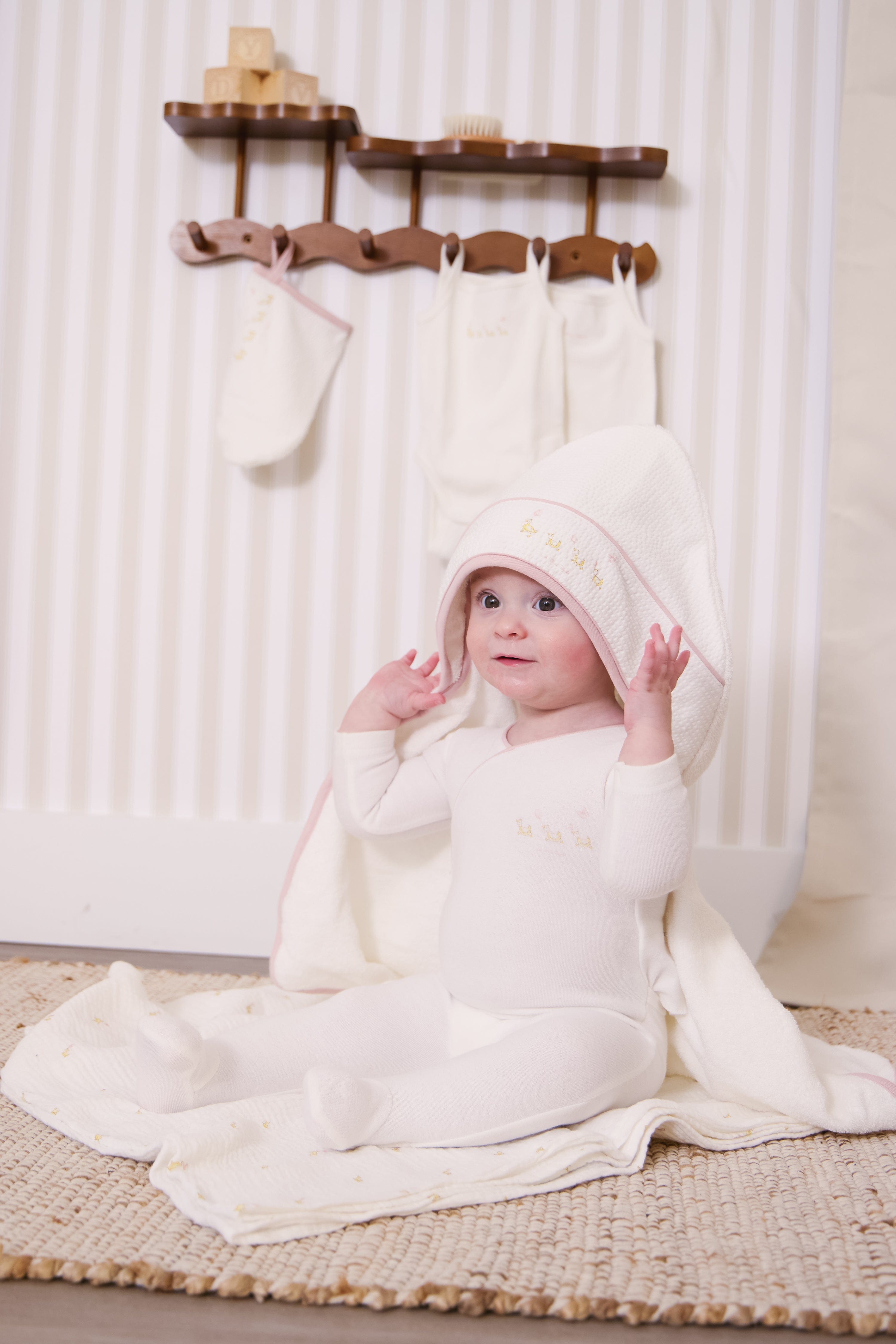Mini Royals Towel + Mitt Set - Pink