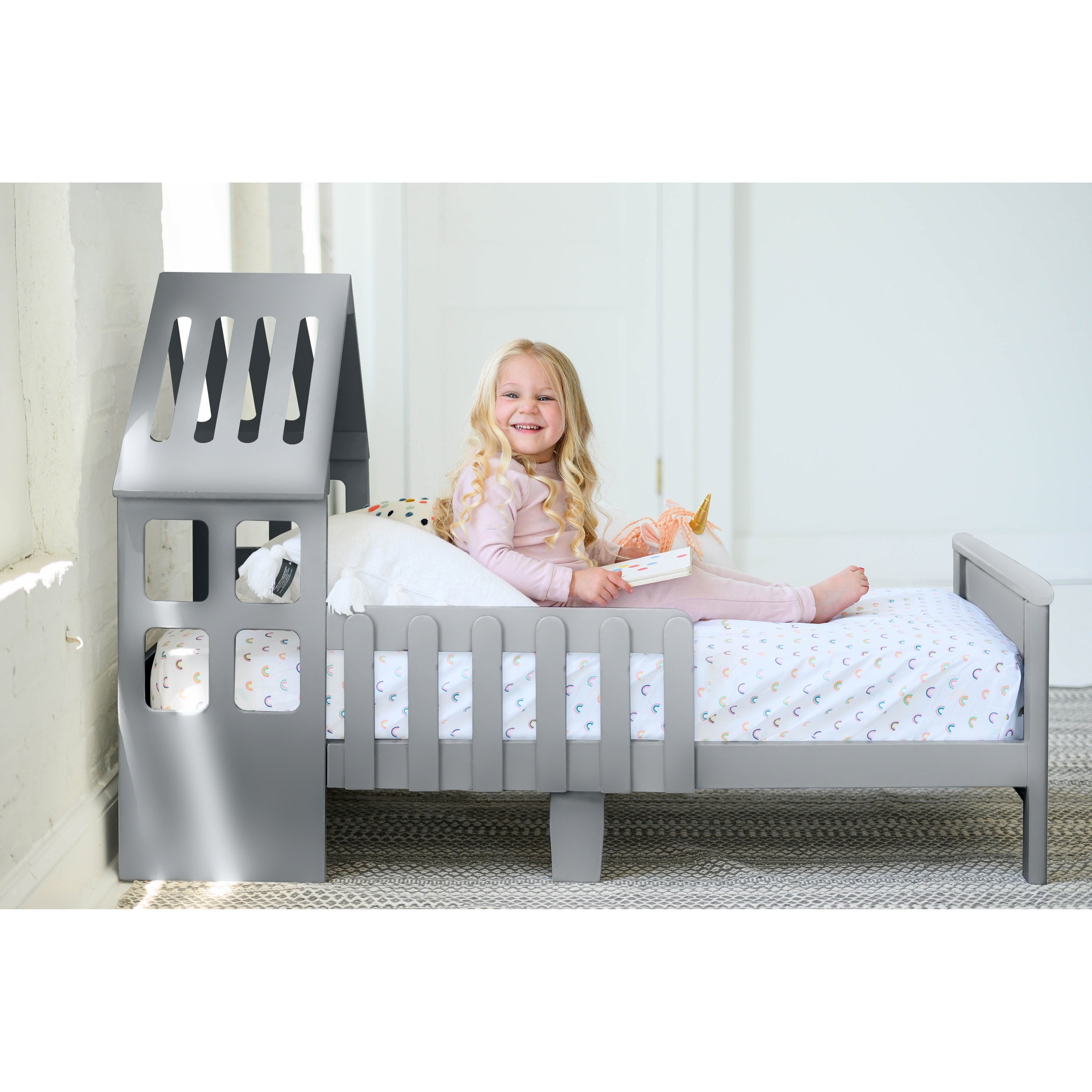 Lil' House Toddler Bed