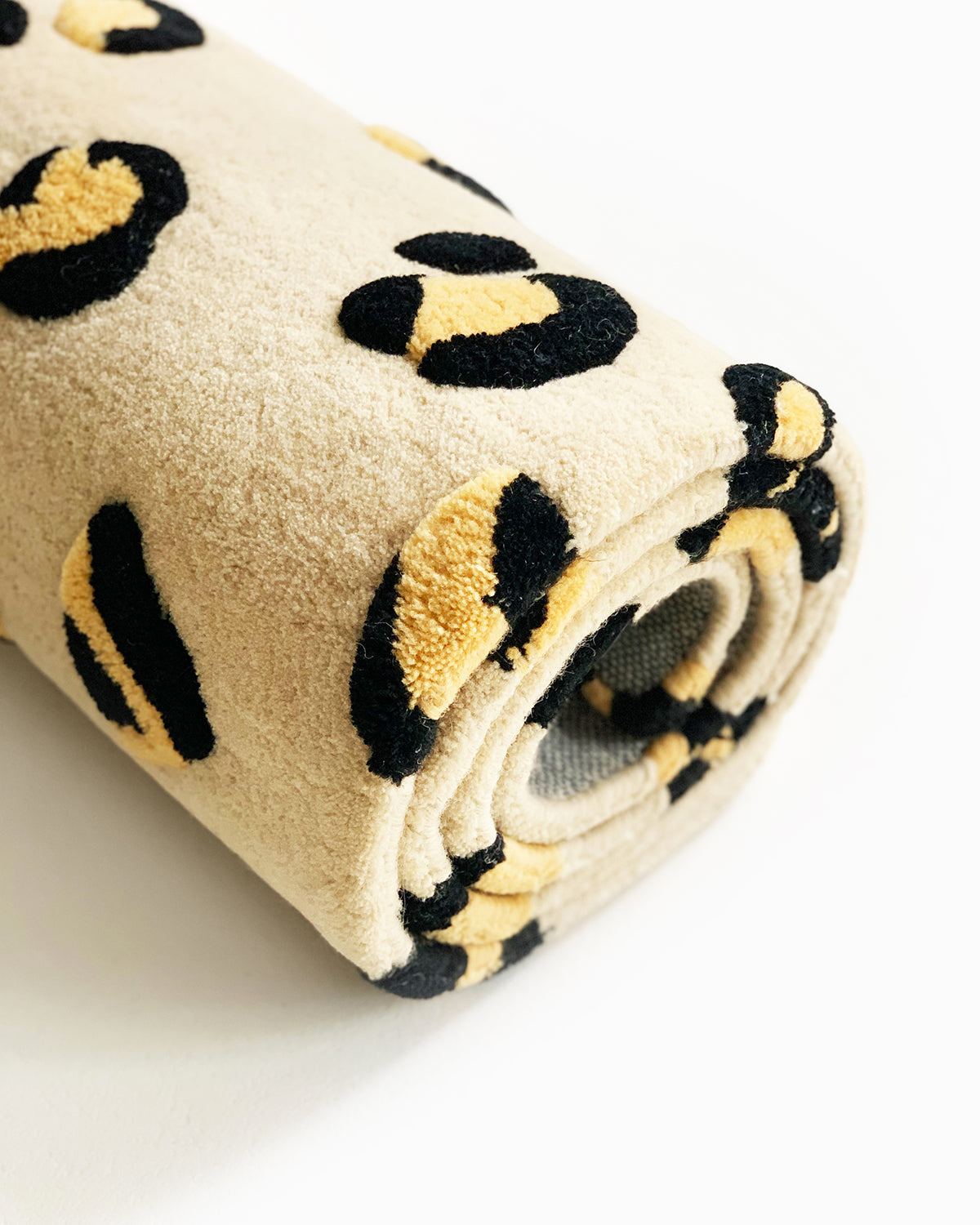 Rug Leopard Beige / Brown And Black Print 3.9 X 5.9 Ft
