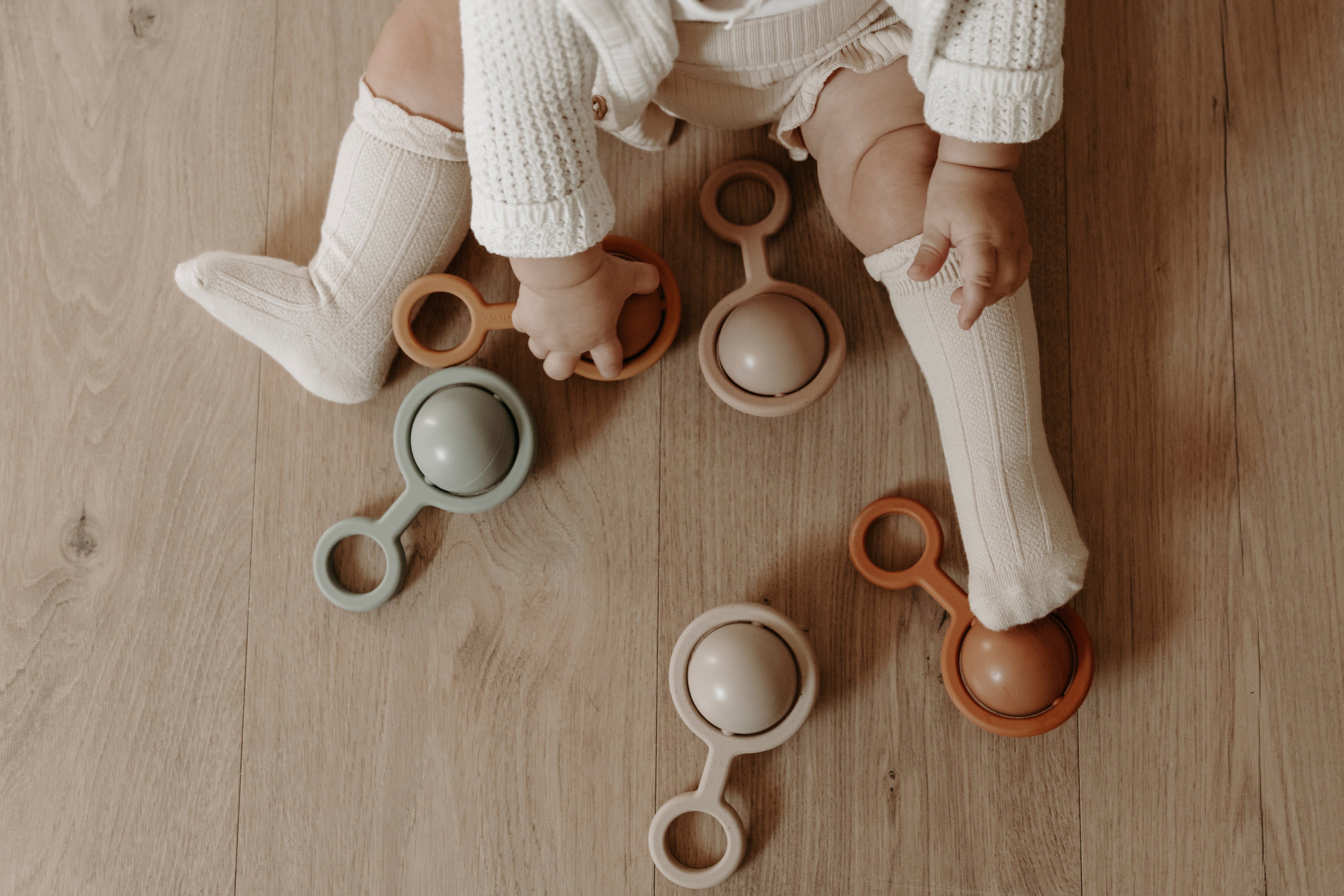 Rattle Toy - Ora | Iceberg Green