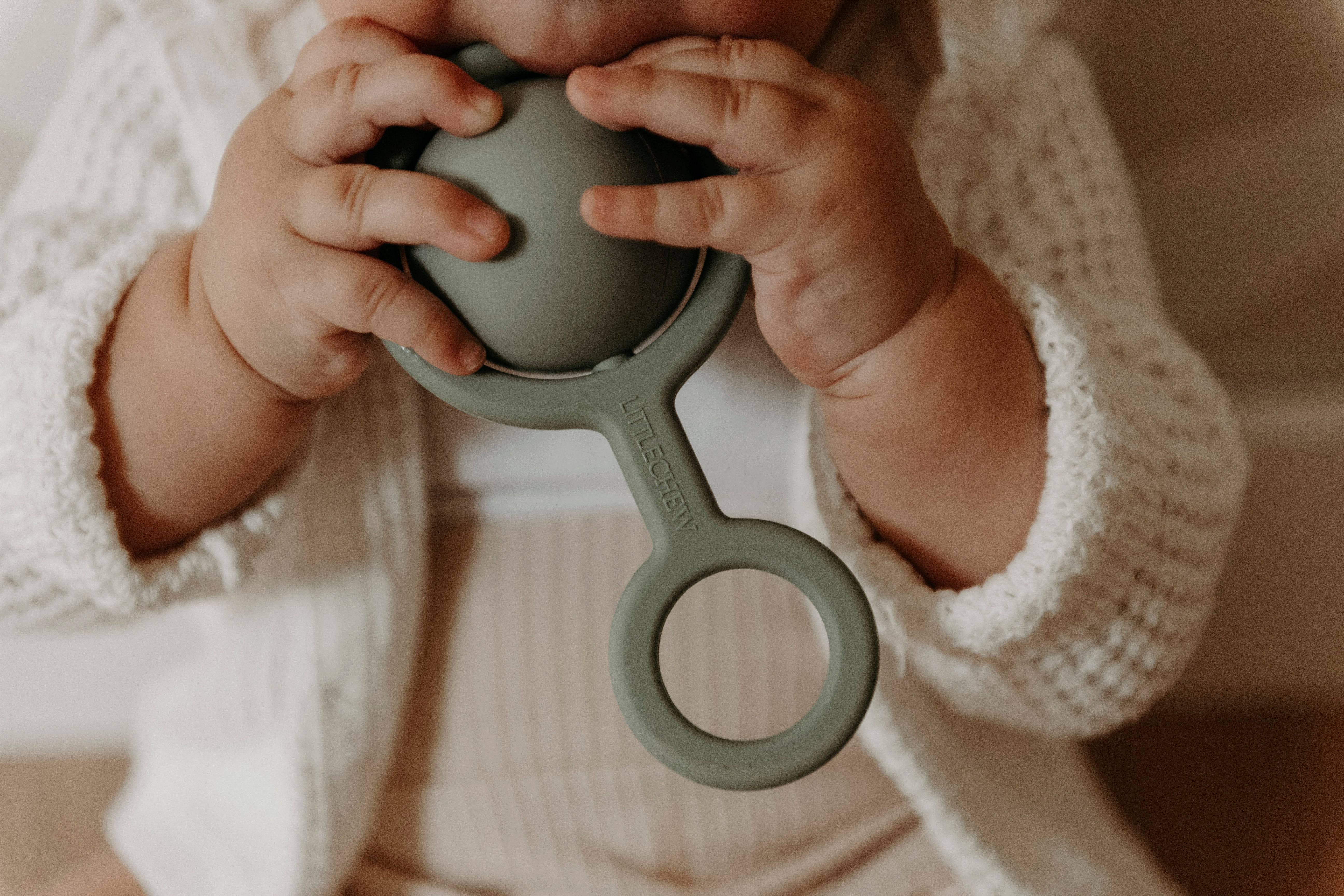 Rattle Toy - Ora | Iceberg Green