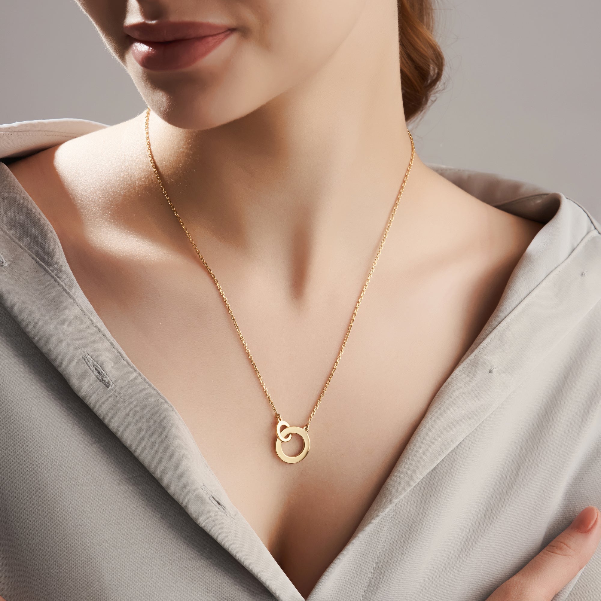 Mysha Personalized Mum And Daughter Eternal Pendant