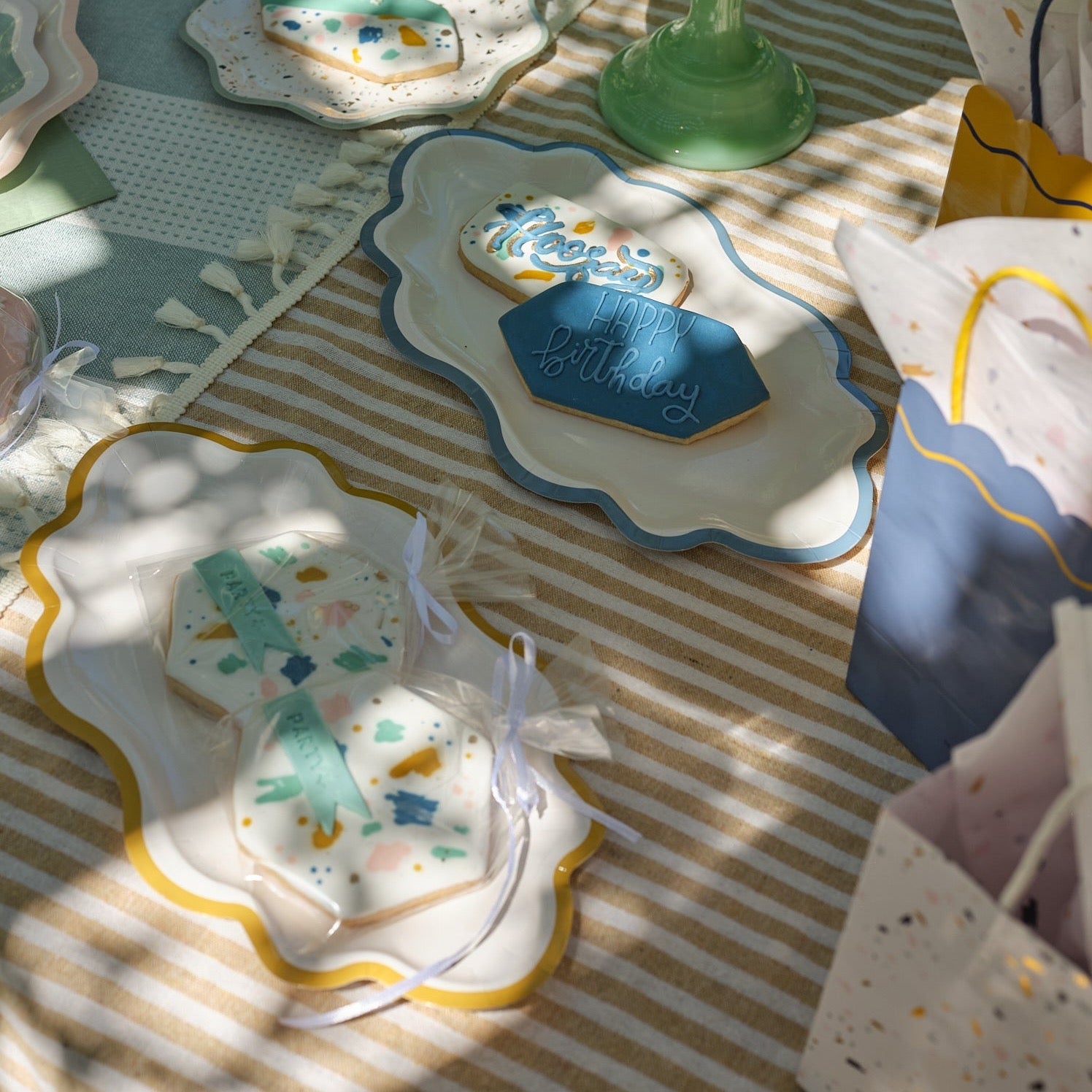 Signature Mini Trays, Pink (4)