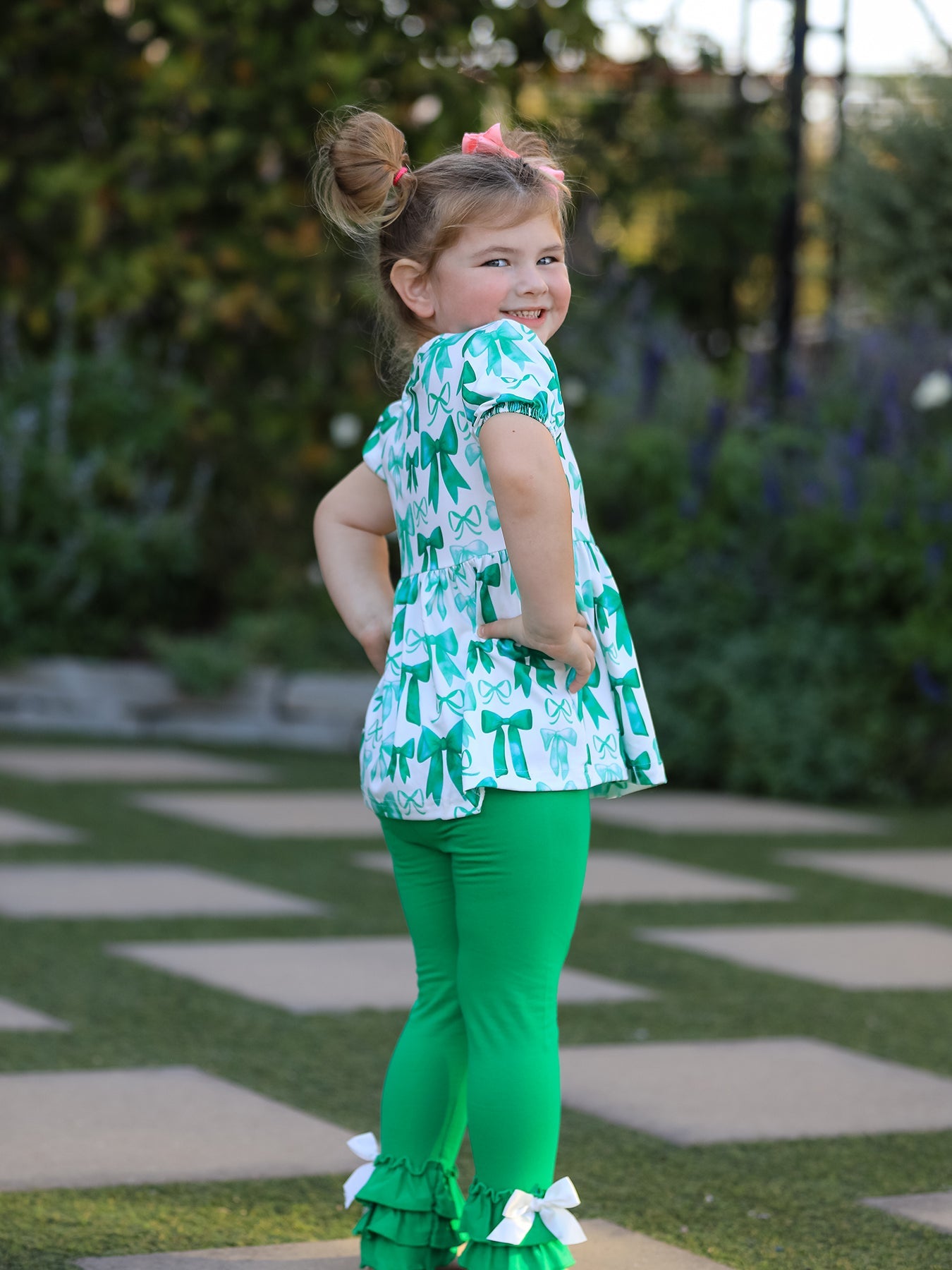 St. Patrick's Day Bow Top And Ruffled Leggings Girls Set
