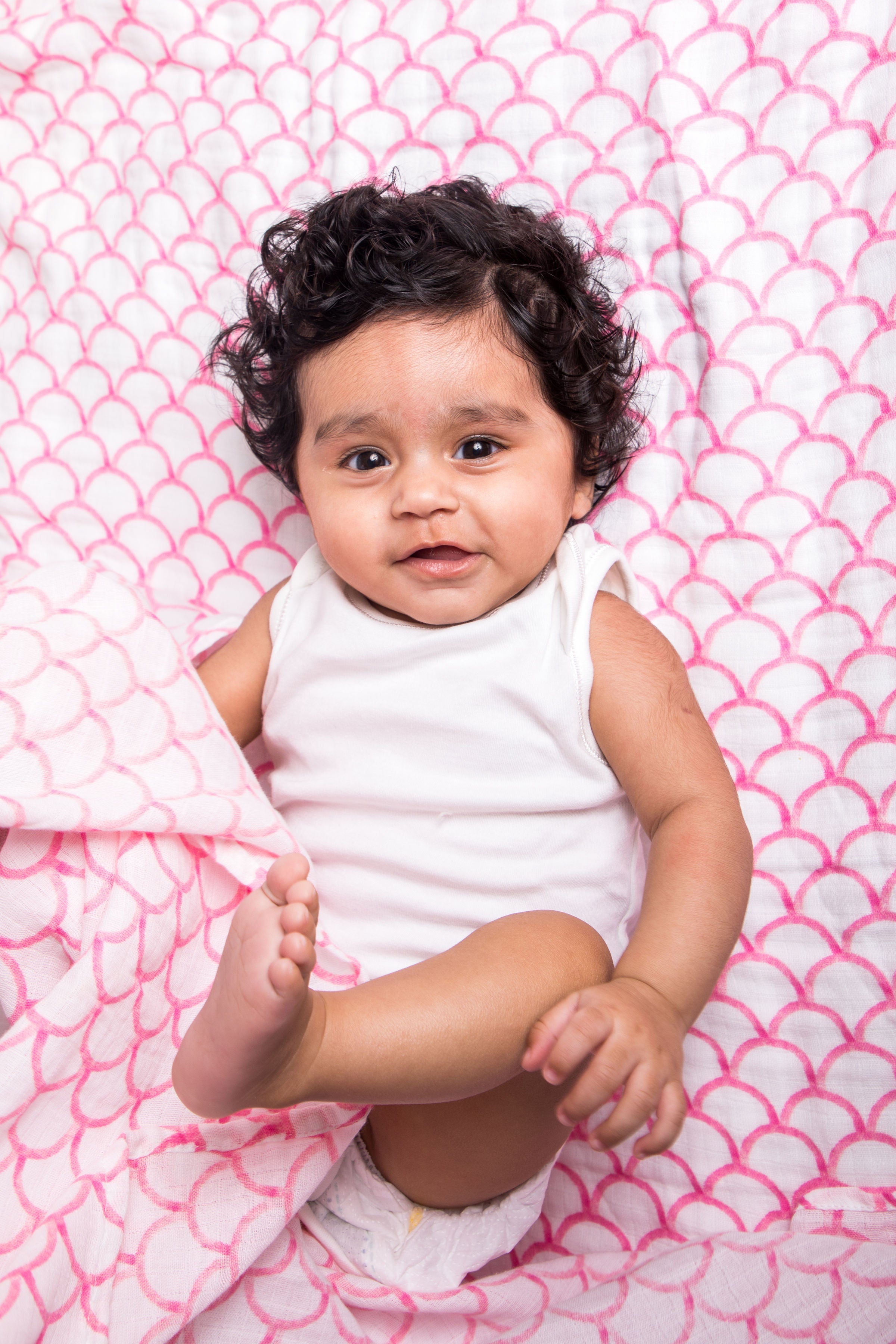 ORGANIC SWADDLE - PINK RAINBOW