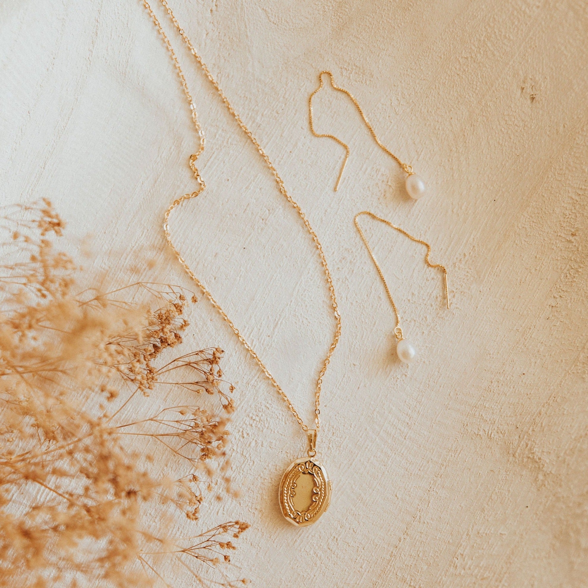 Crystal Cove Pearl Threaders