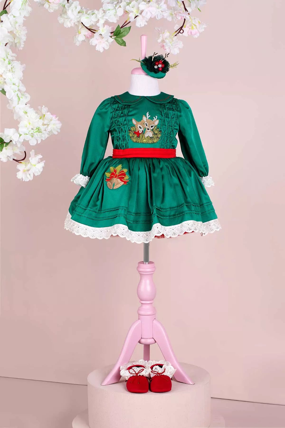 green emerald velvet dress Amazon.com: DREAM BUS Toddler Girl Christmas Dress Baby Girl Long Sleeve  Ruffled Velvet Top Tulle Dress Special Occasion Dress Dark Green: Clothing,  Shoes & Jewelry main image 1