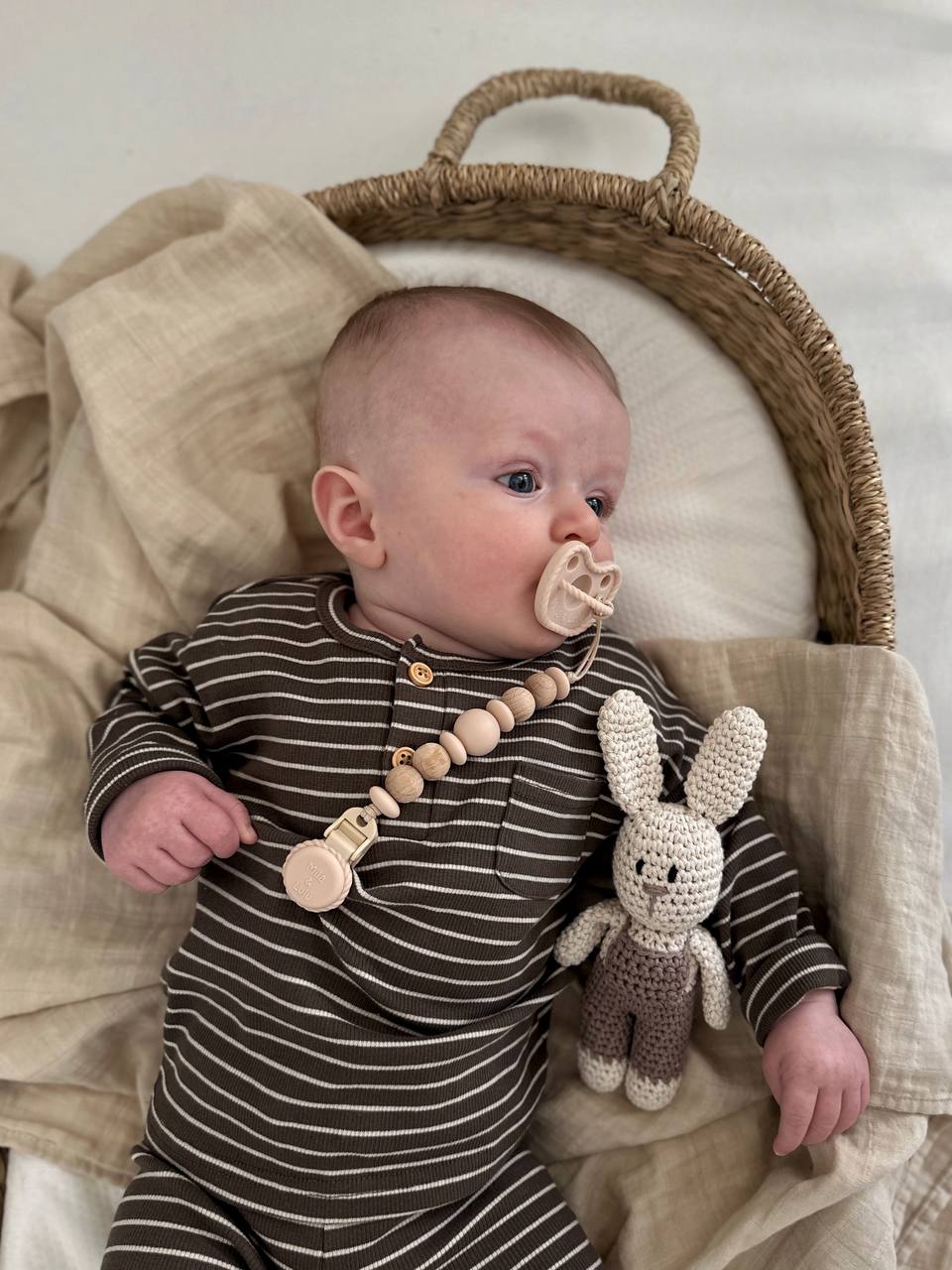 Round Shape Silicone Pacifiers (set Of 2)