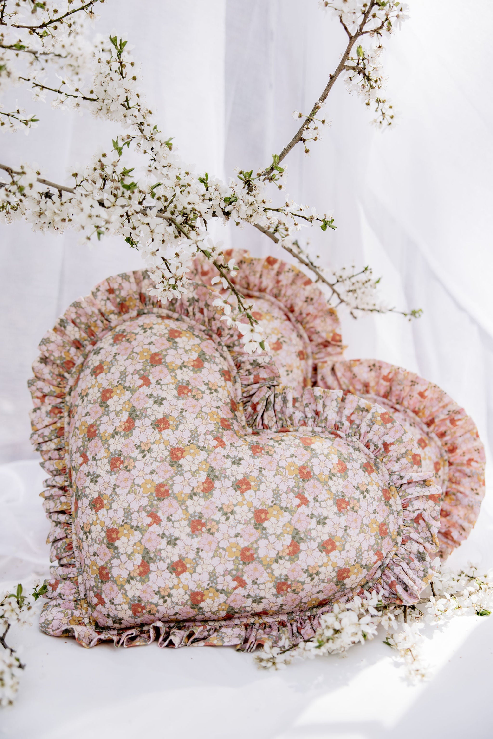 "green Garden" Heart Pillow With Checkered Frill