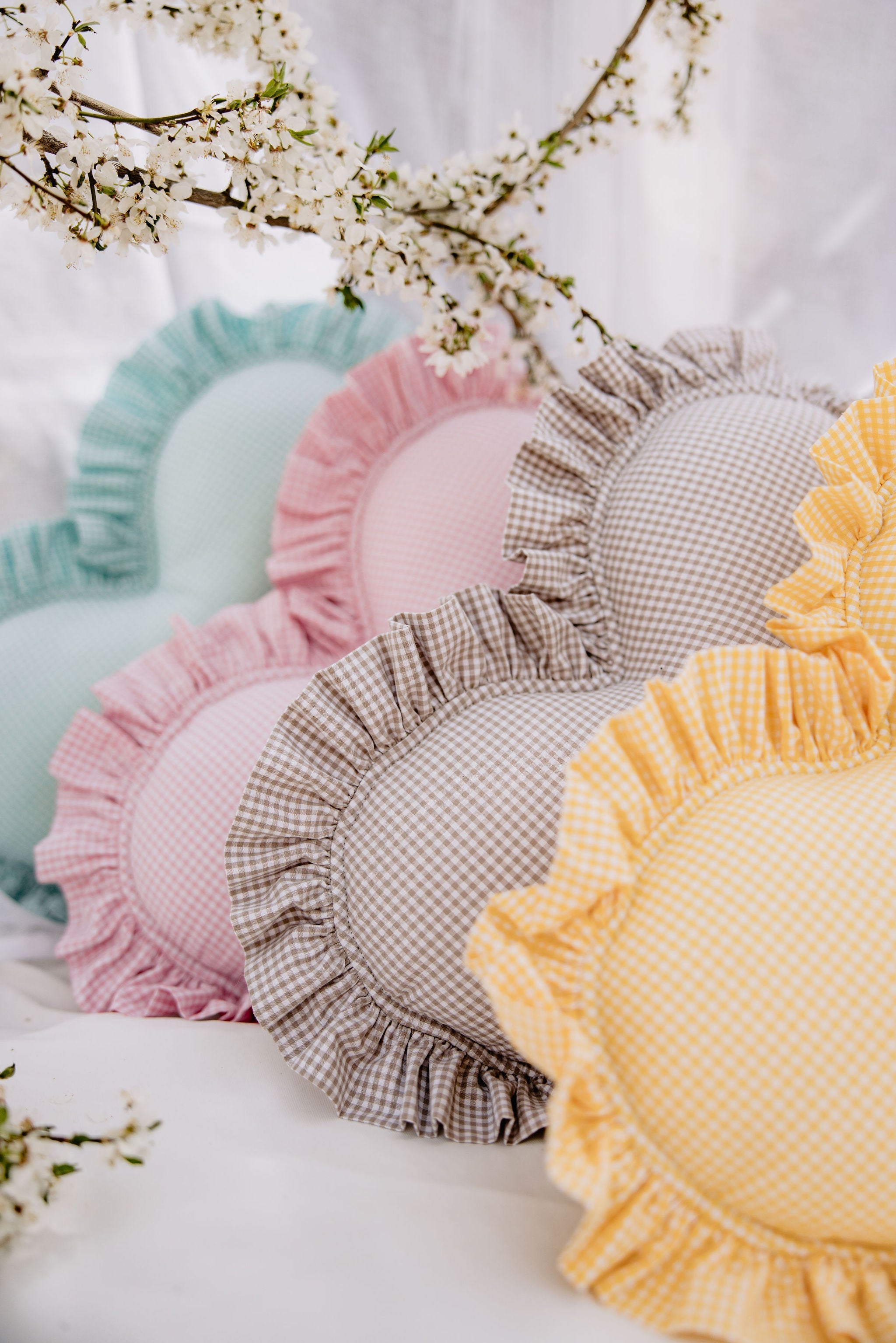 "beige" Heart Pillow With Checkered Frill