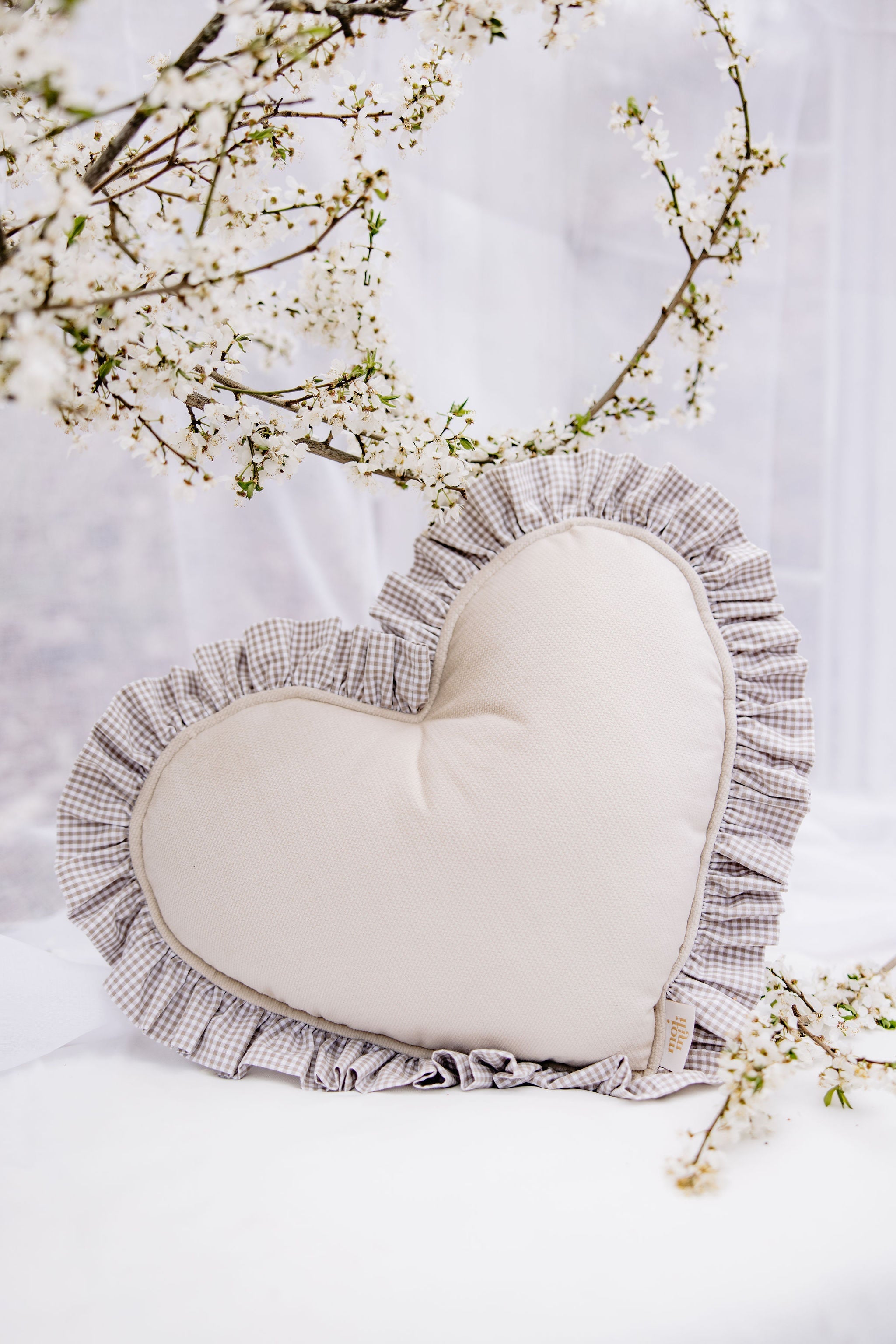 "beige" Heart Pillow With Checkered Frill