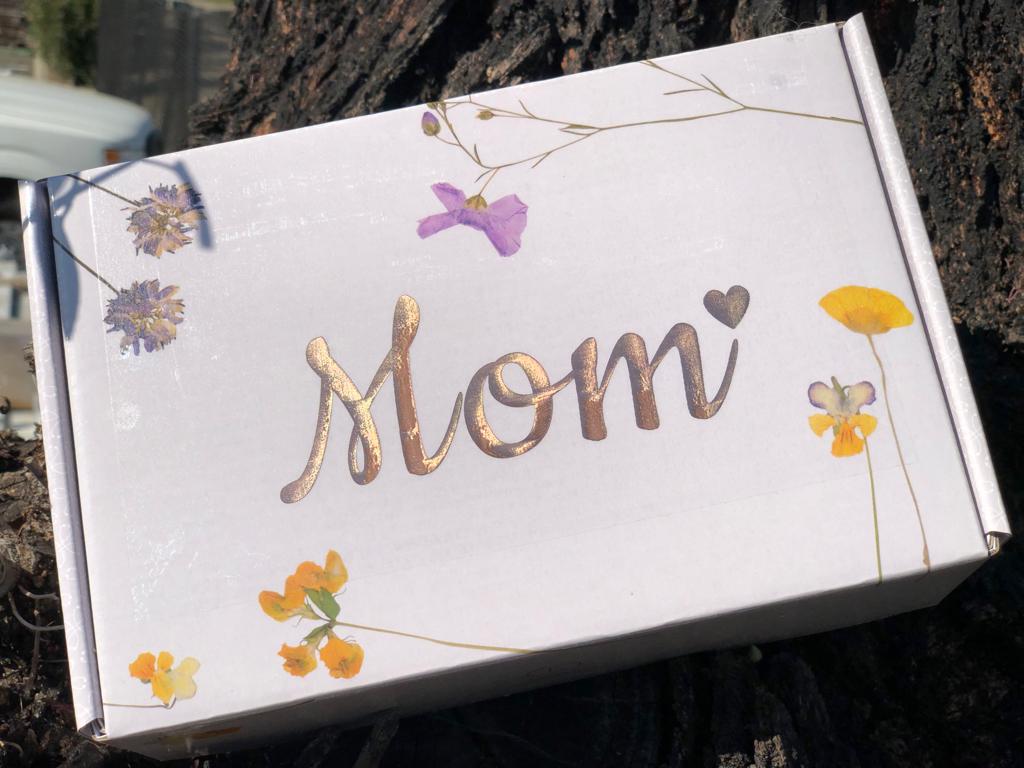 Spa Gift Box, Natural Lavender Bath & Body Relaxing Package For Friend