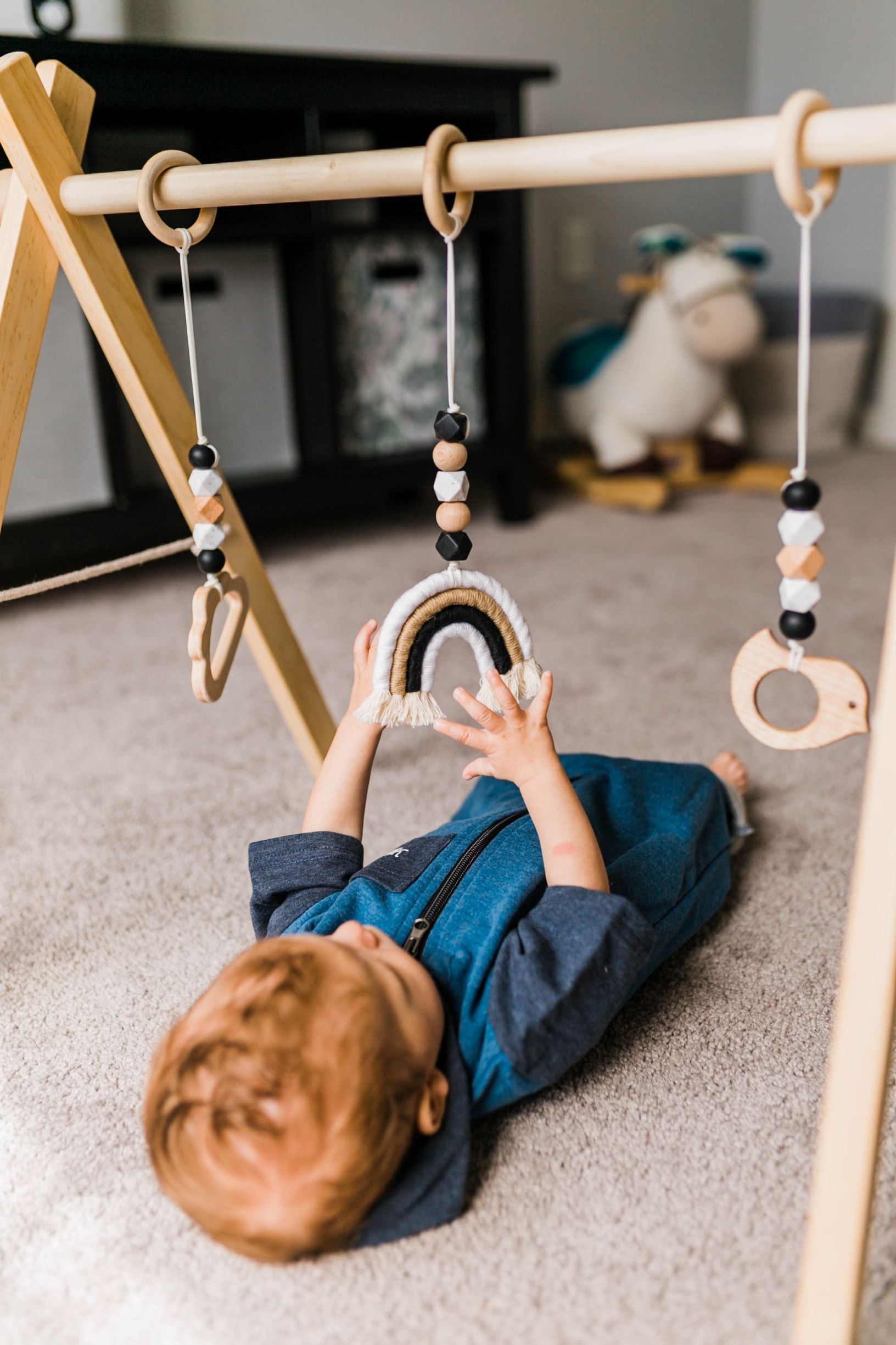 Rainbow Baby Play Gym - Monochrome