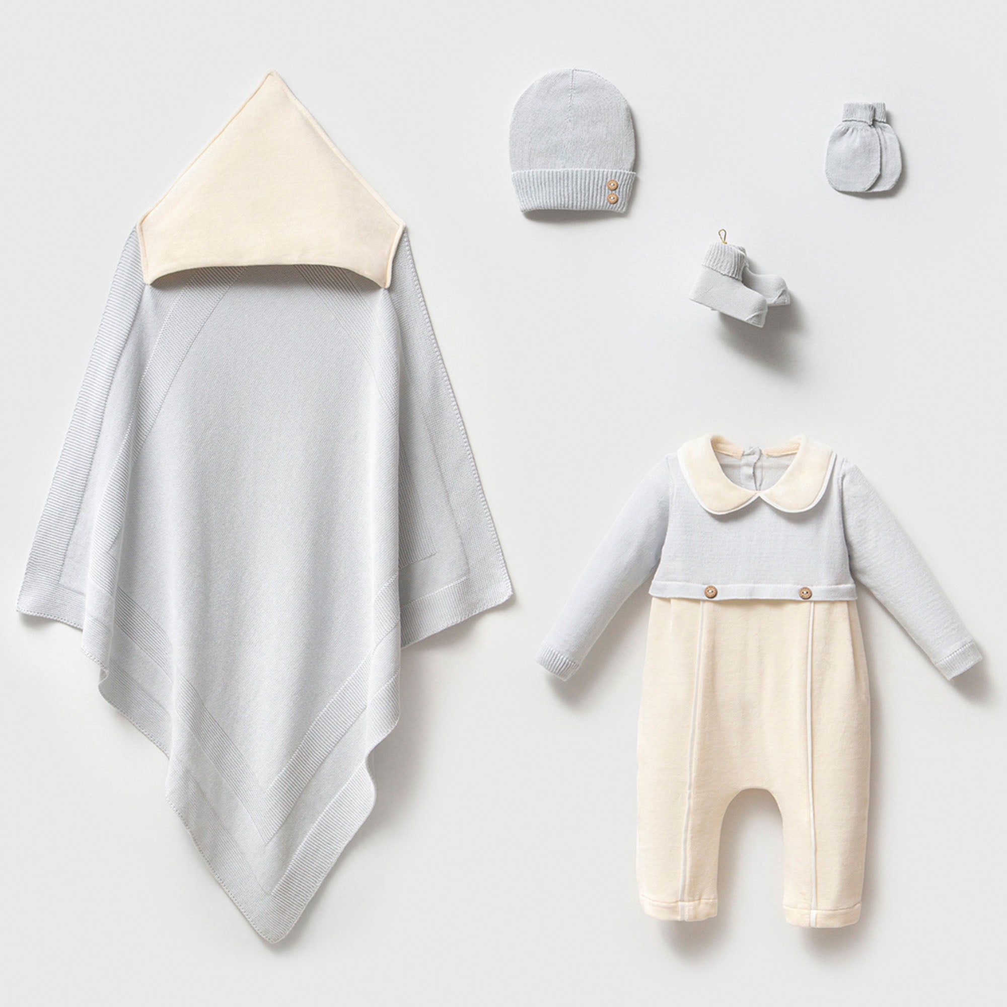 Newborn Velvet And Knitwear Coming Home Set