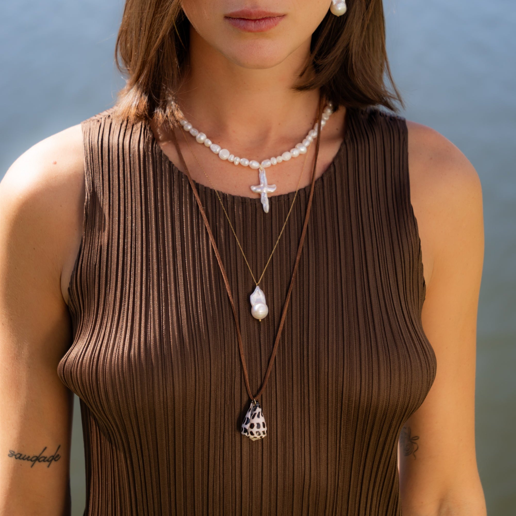 Spotted Seashell Suede Necklace