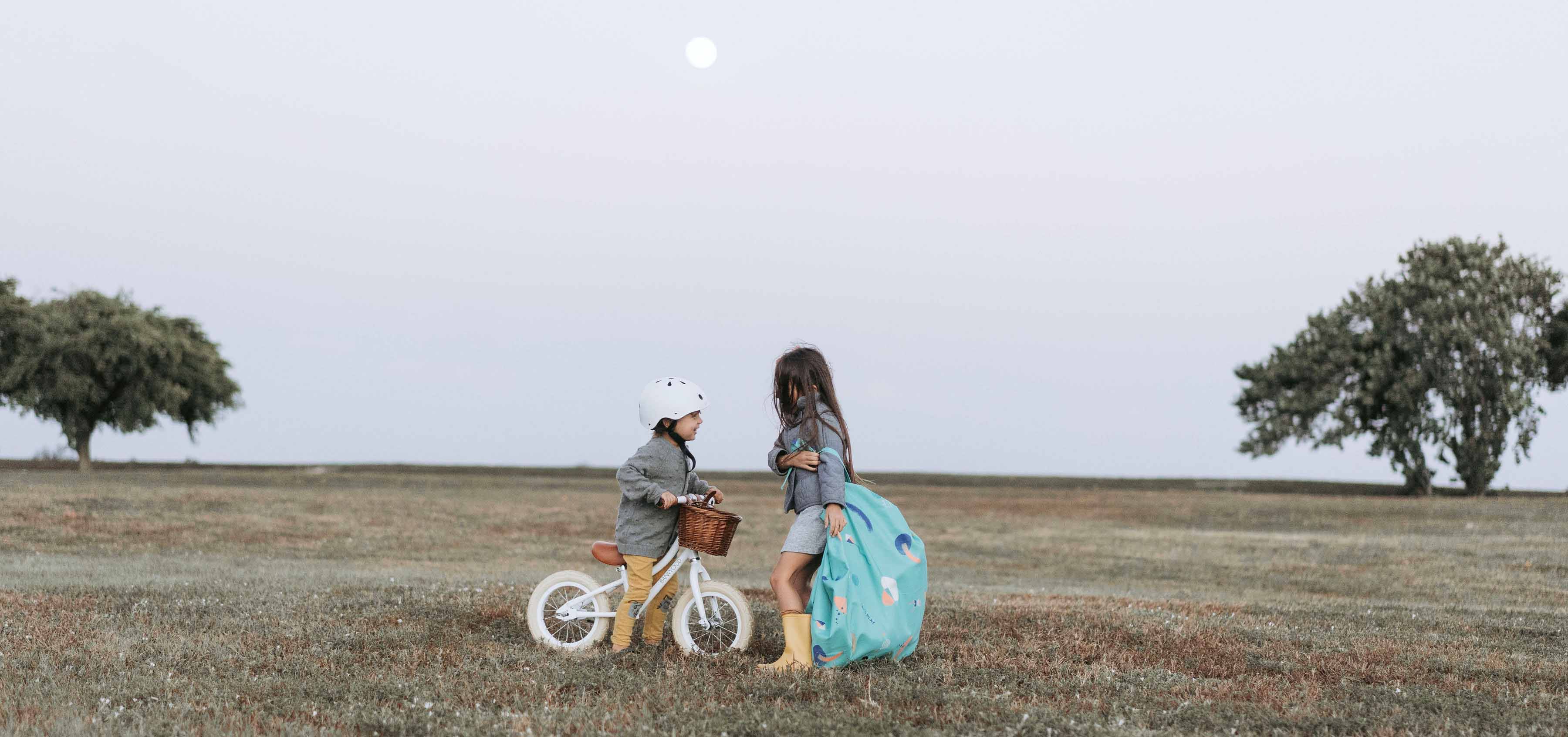 Outdoor Storage Bag Play