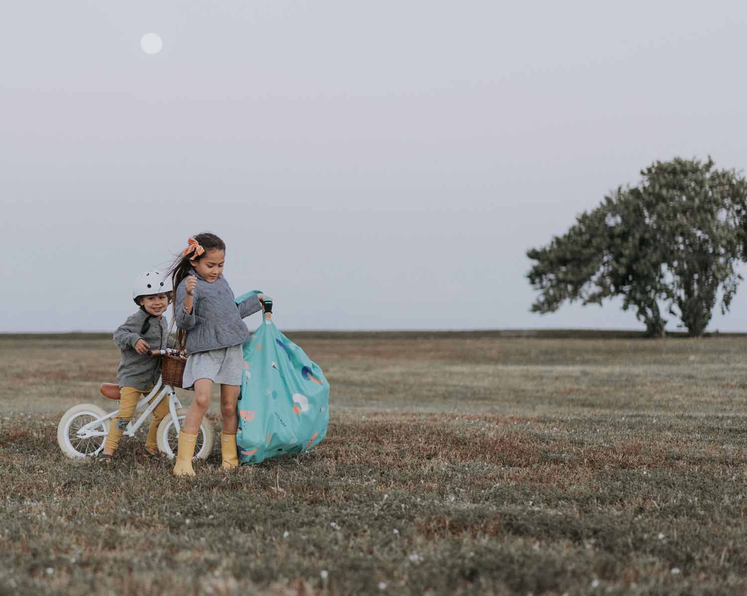 Outdoor Storage Bag Play