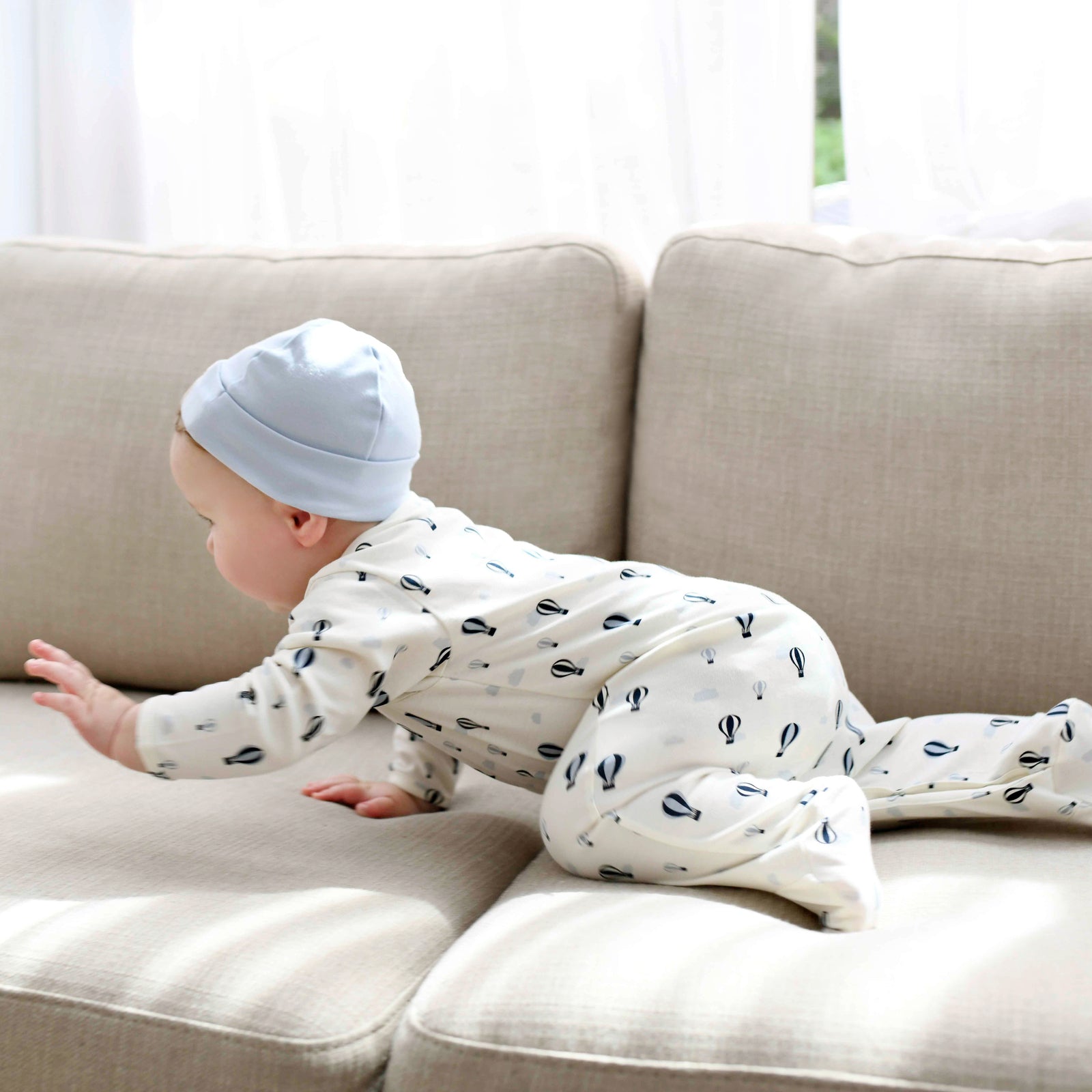 Footie - Balloons And Clouds