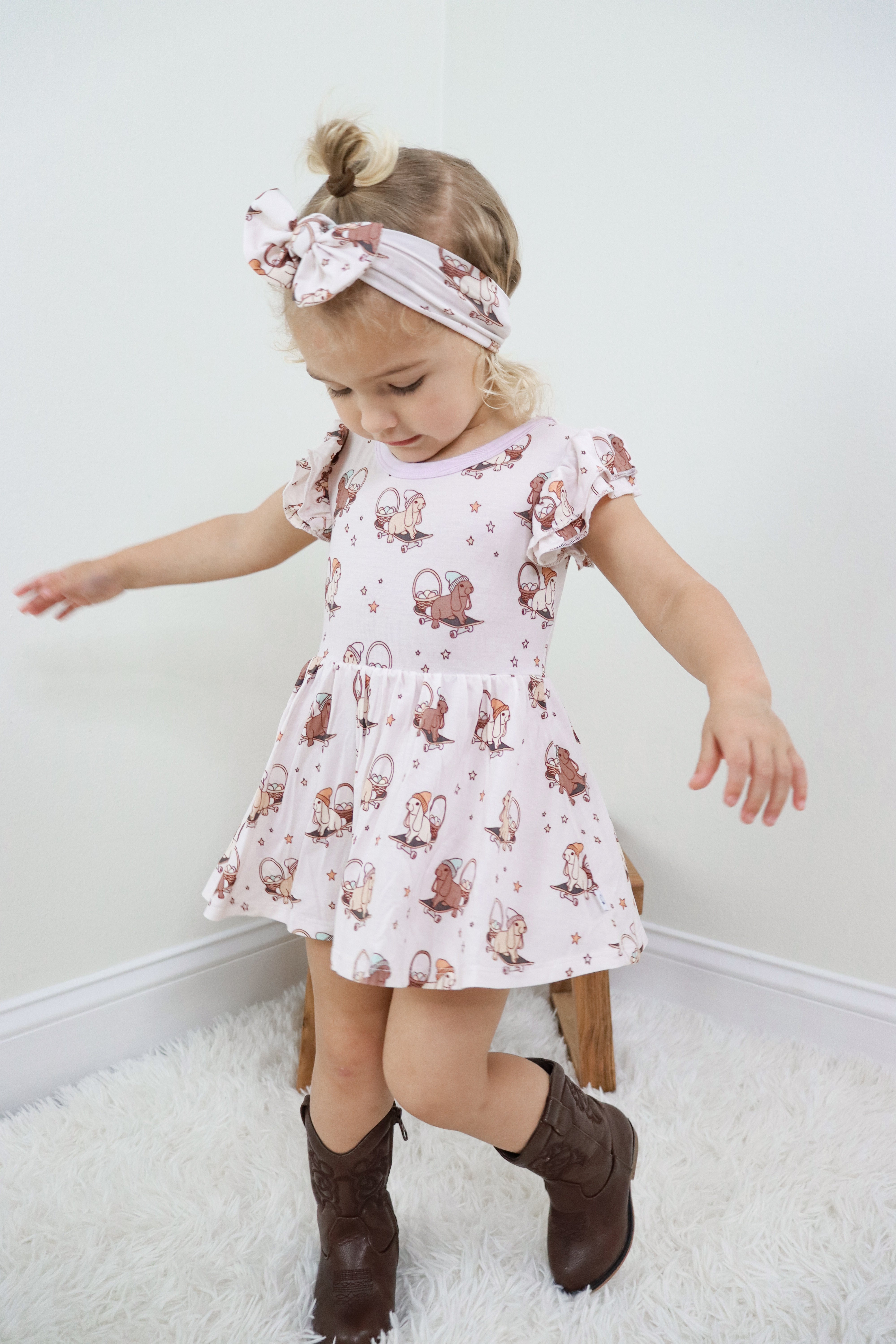 Skating Egg Hunt Dream Bow