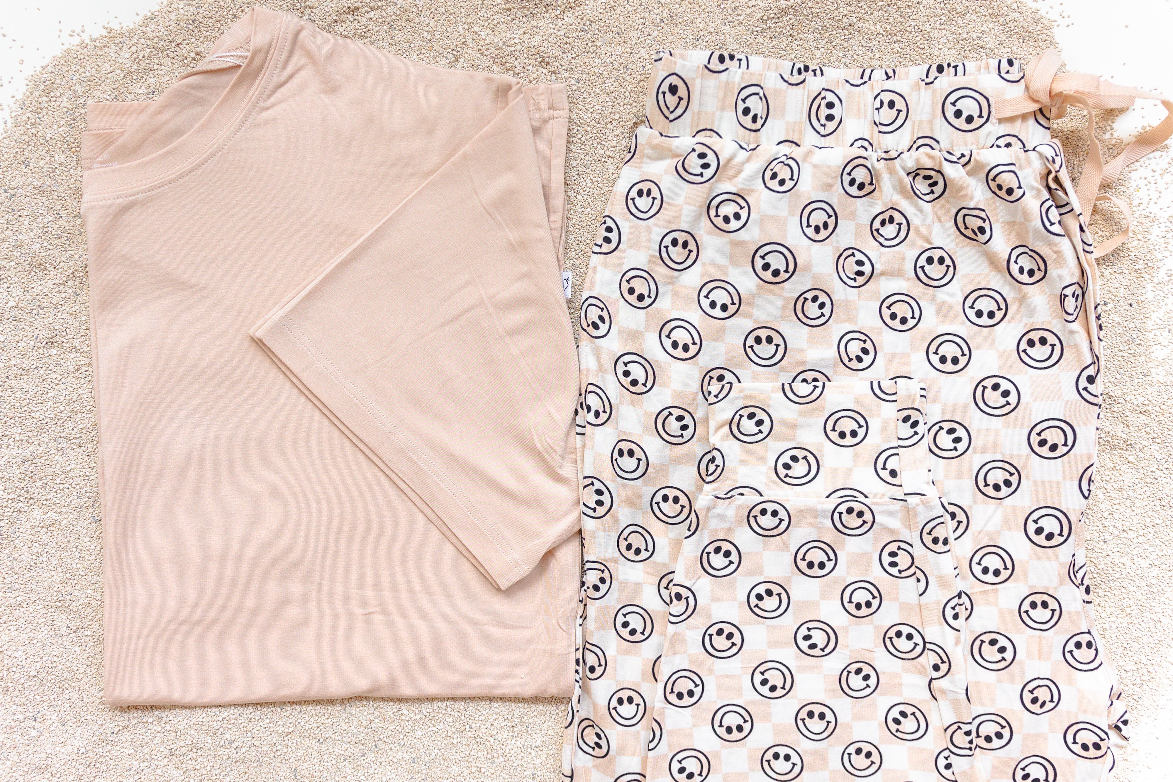 Sandy Smiles Checkers Men's Dream Jogger Set