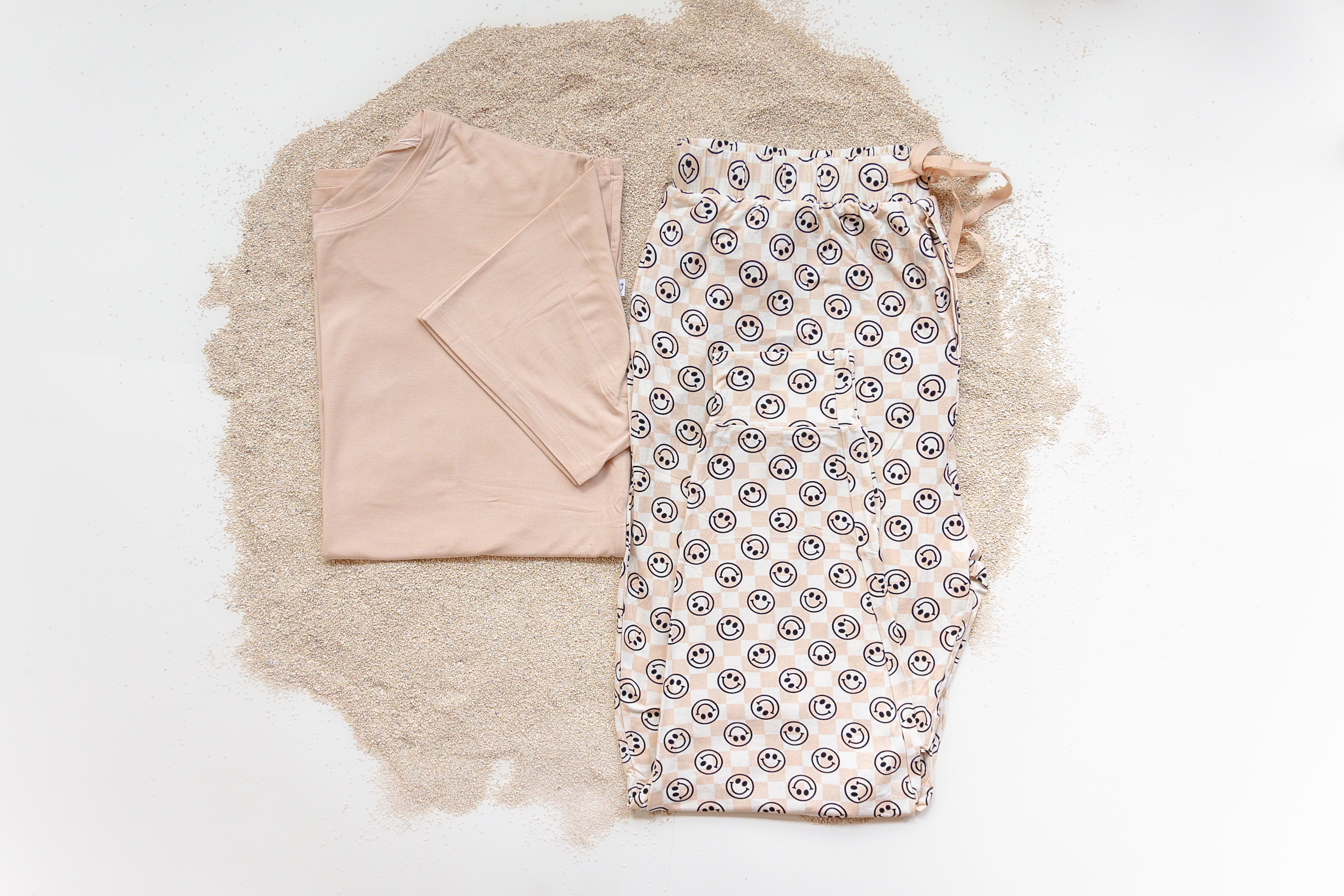 Sandy Smiles Checkers Men's Dream Jogger Set