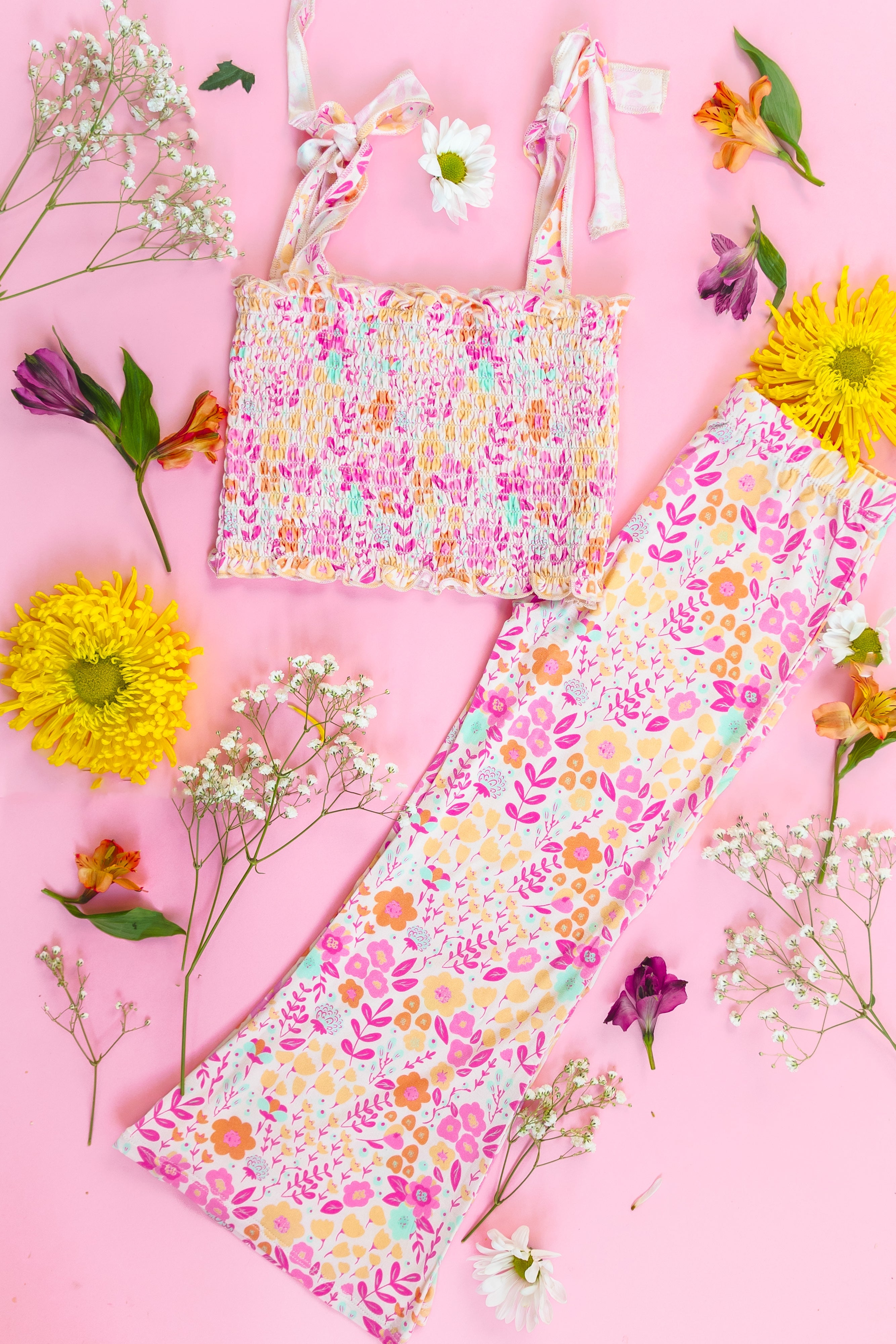 Garden Treasures Dream Smocked Flare Set