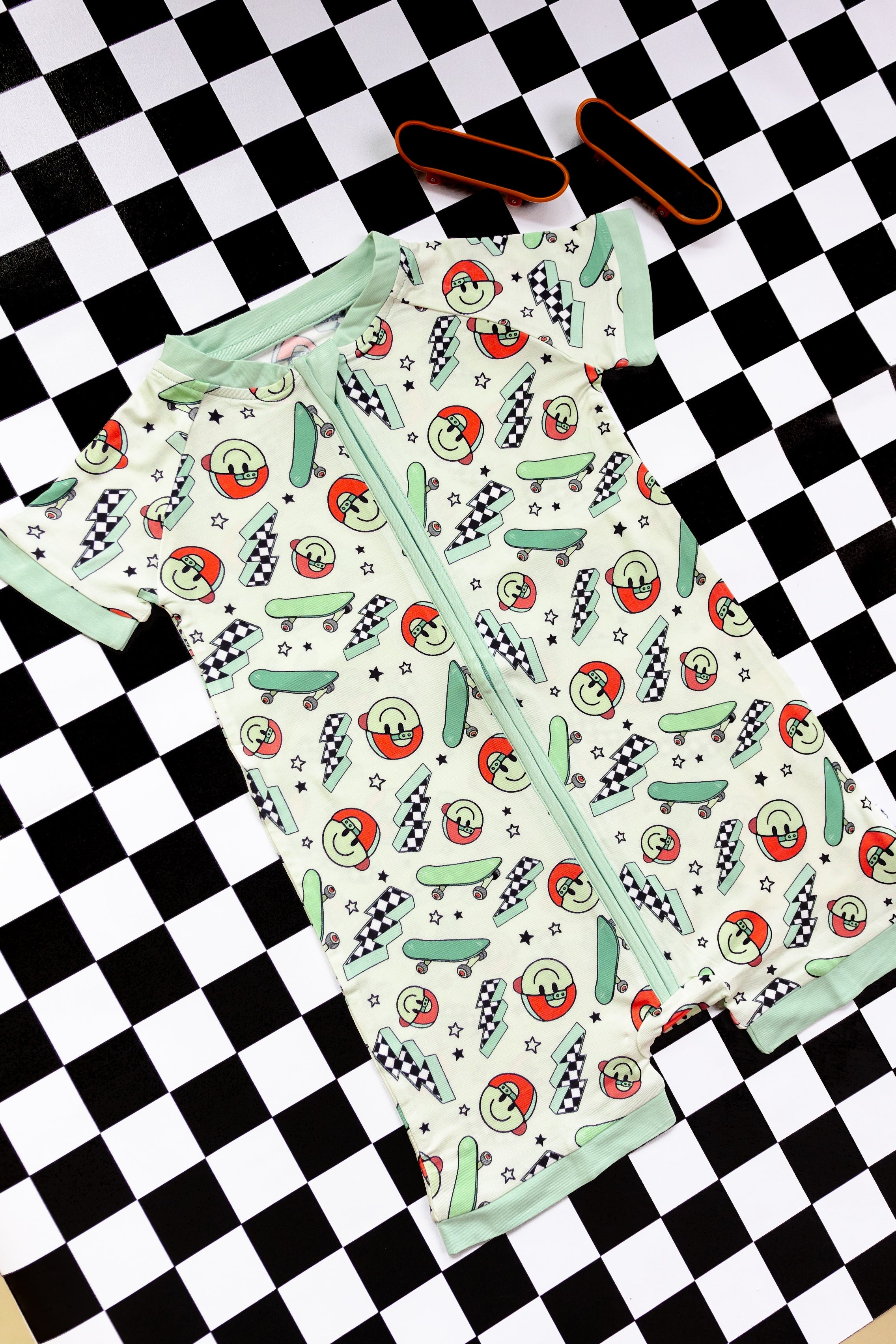 Skating Smiles Dream Shortie