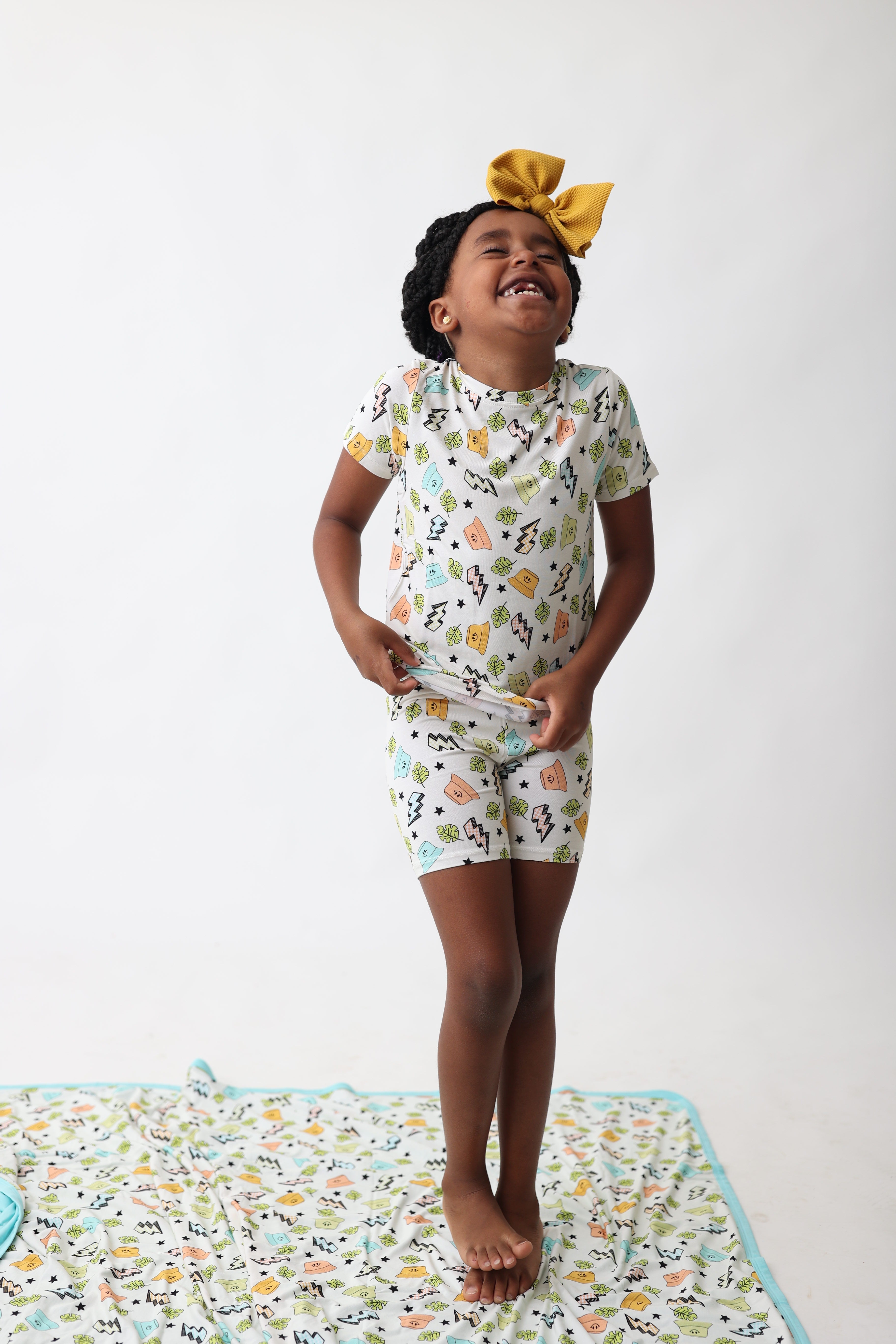 Bolting To The Beach Dream Short Set