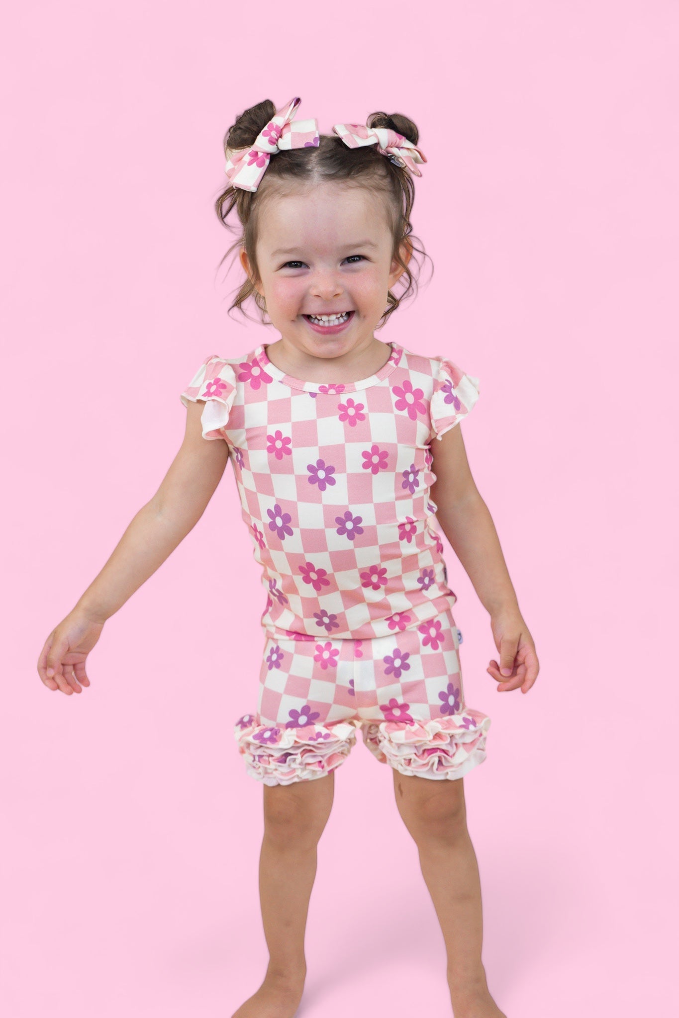 Wavy Daisy Checkers Dream Ruffle Shorts