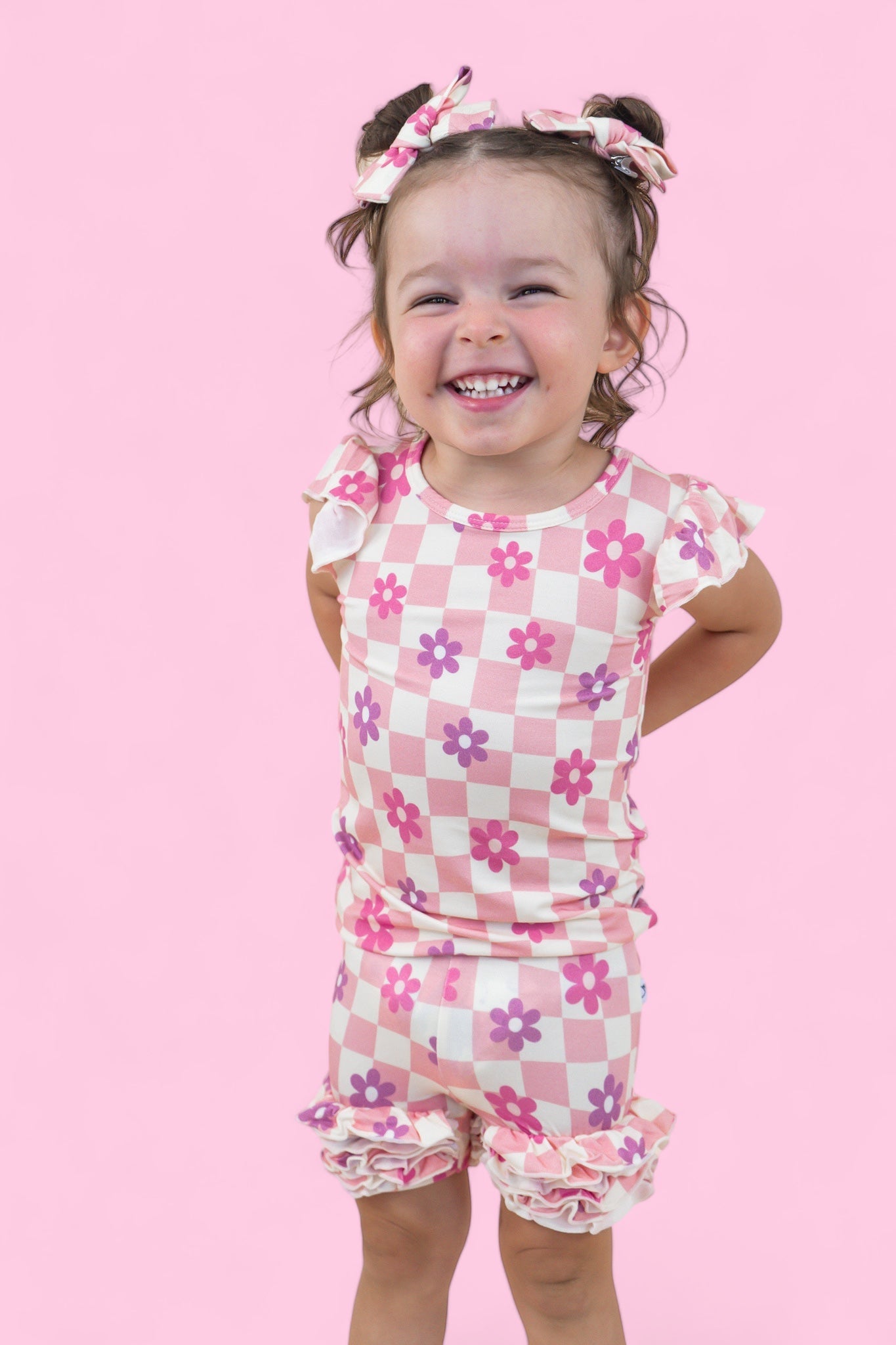 Wavy Daisy Checkers Dream Ruffle Shorts