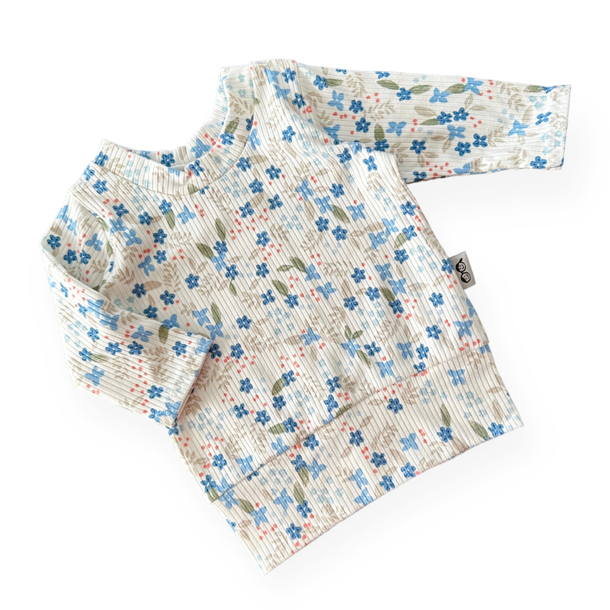 Blue Tone Dainty Flowers On White Ribbed Lounge Set