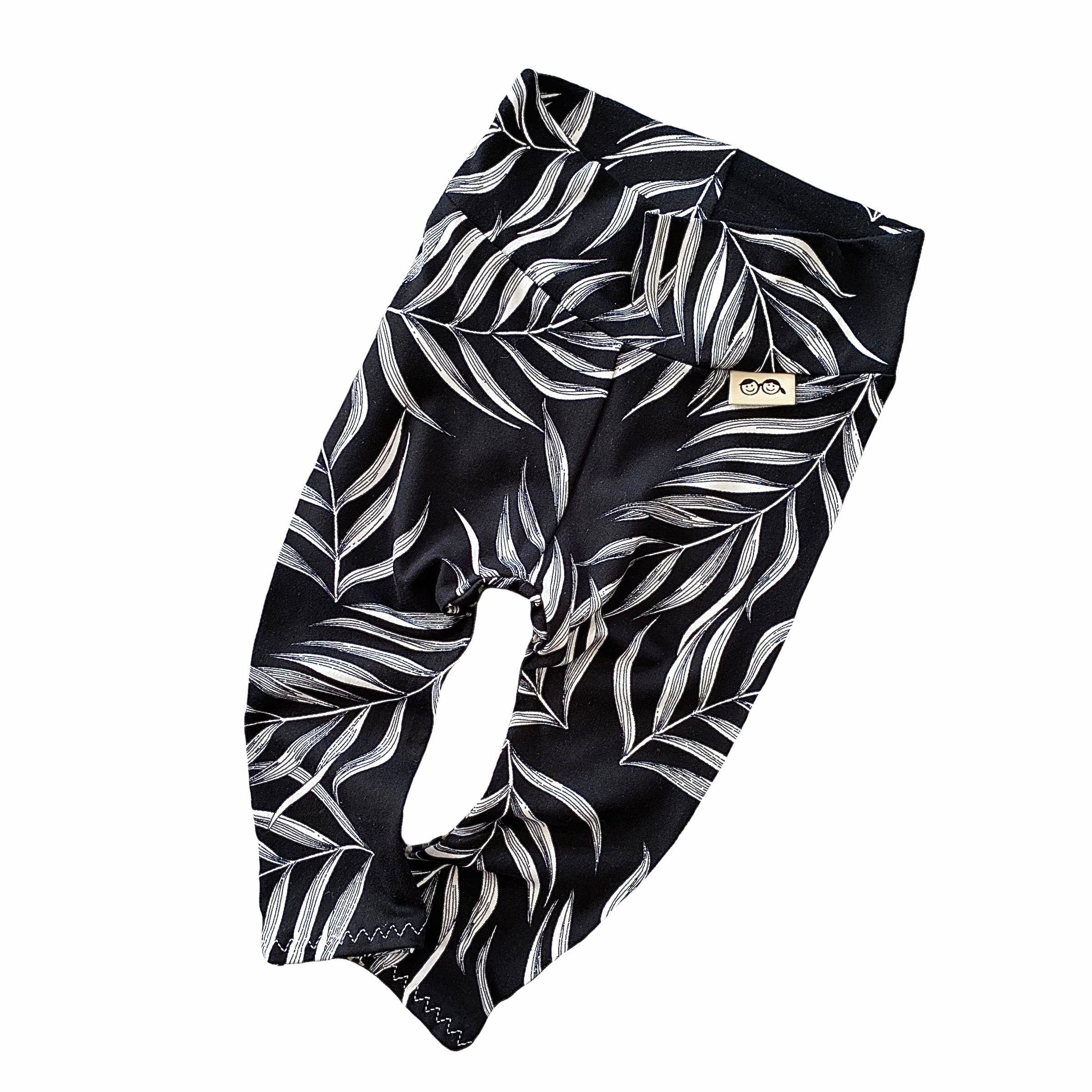 Black Pampas Leaves Leggings