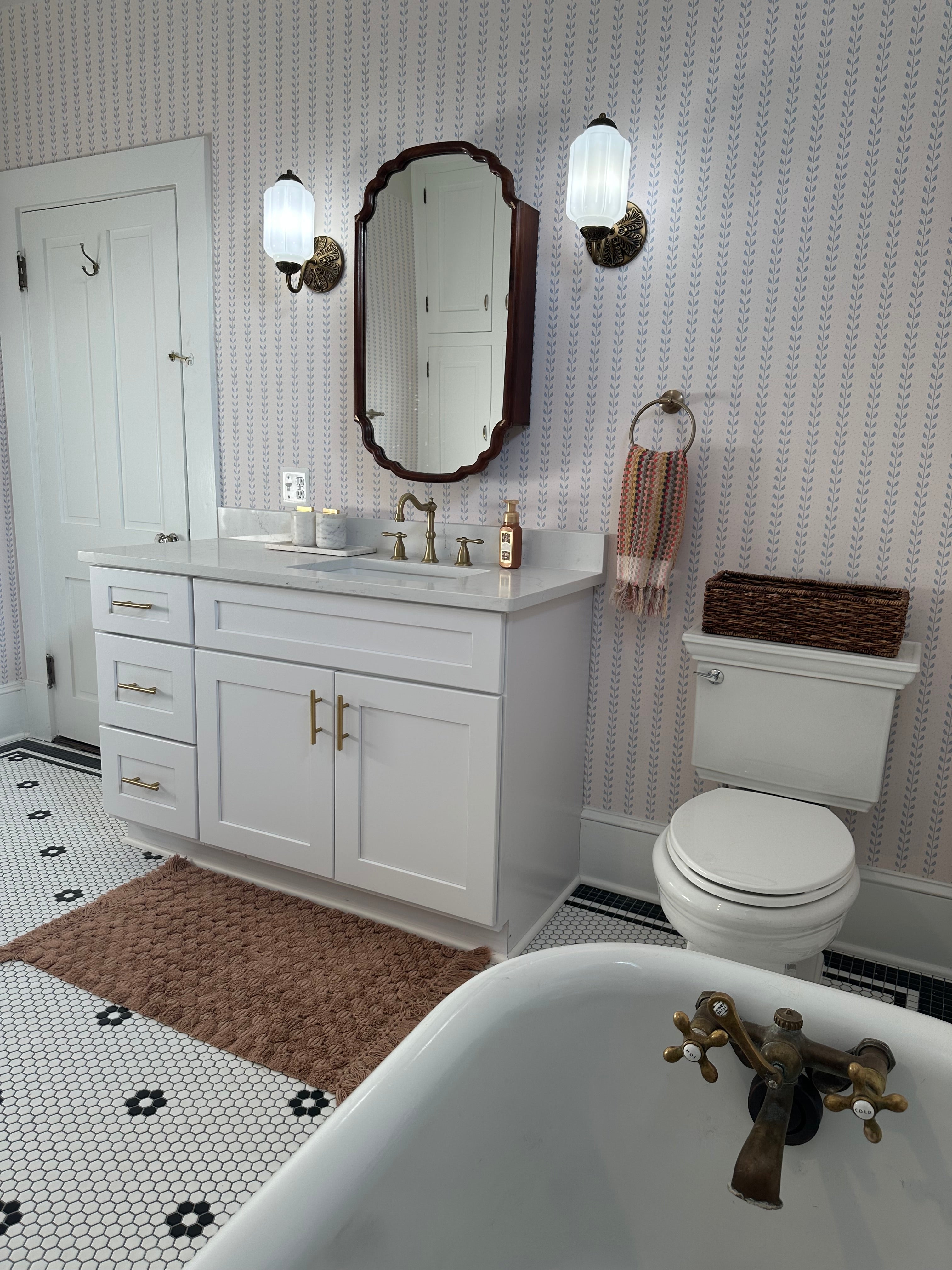 Francesca Wallpaper By House Of Haricot