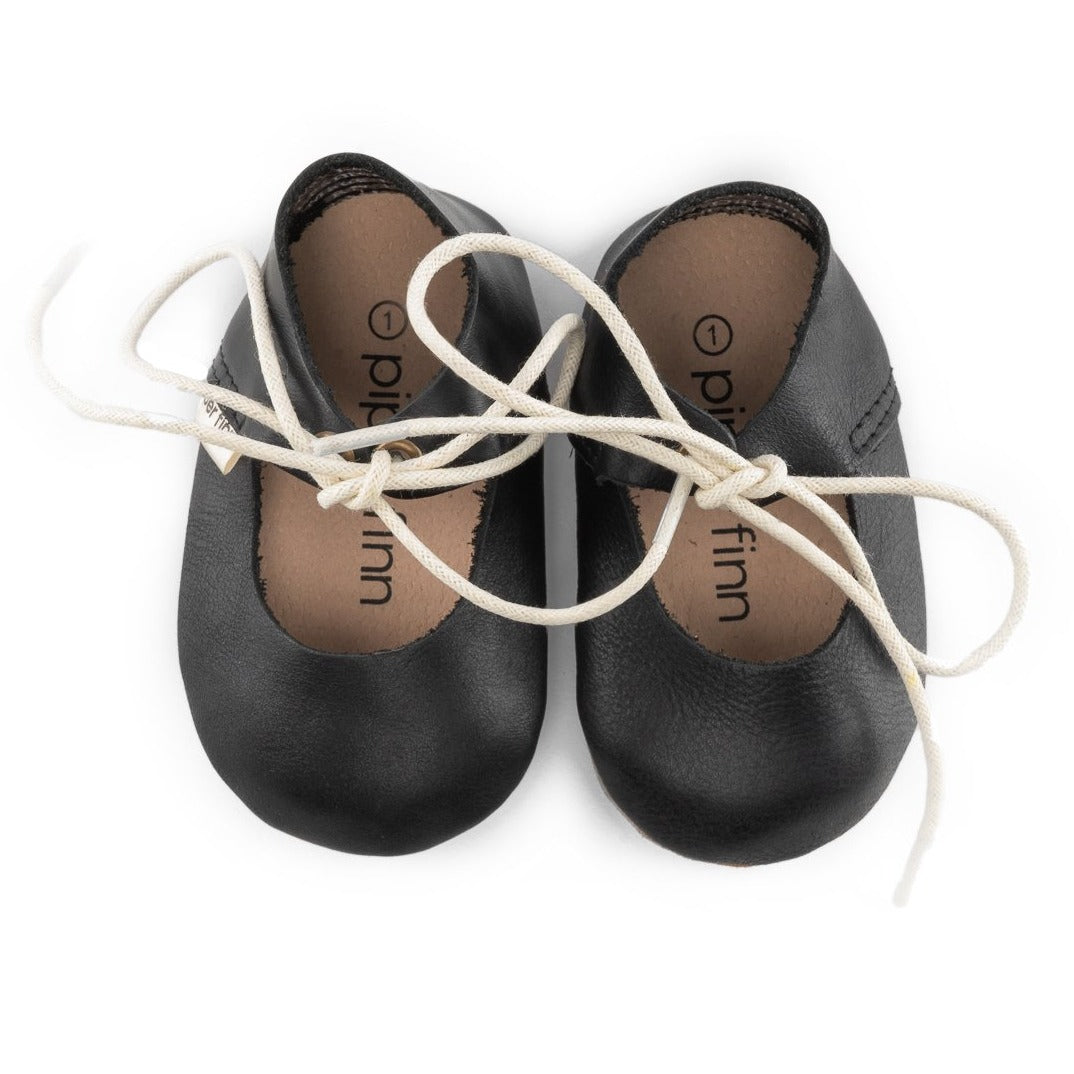 Black - Lace-up Mary Jane - Soft Sole