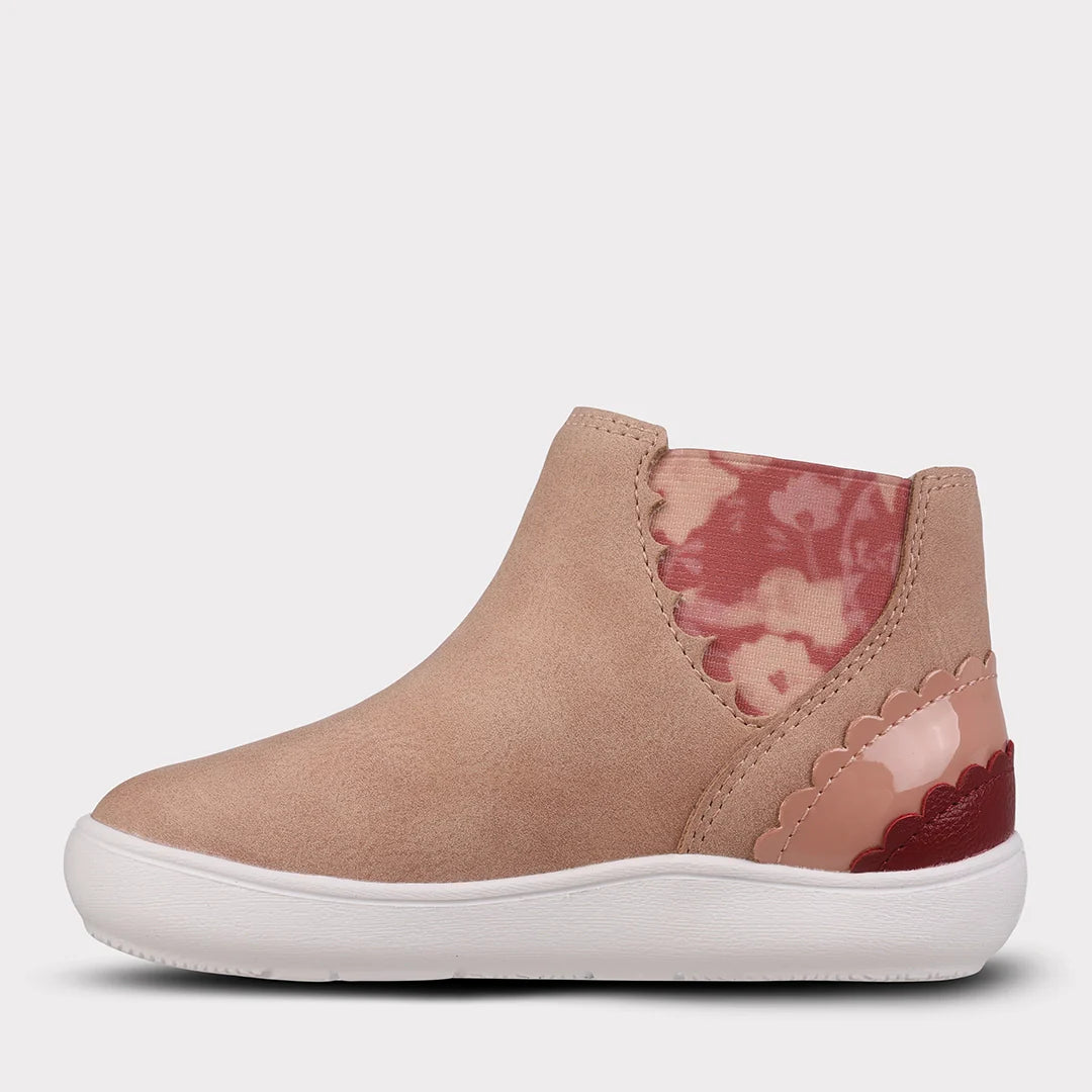 Quinta Girls Pull-on Boot