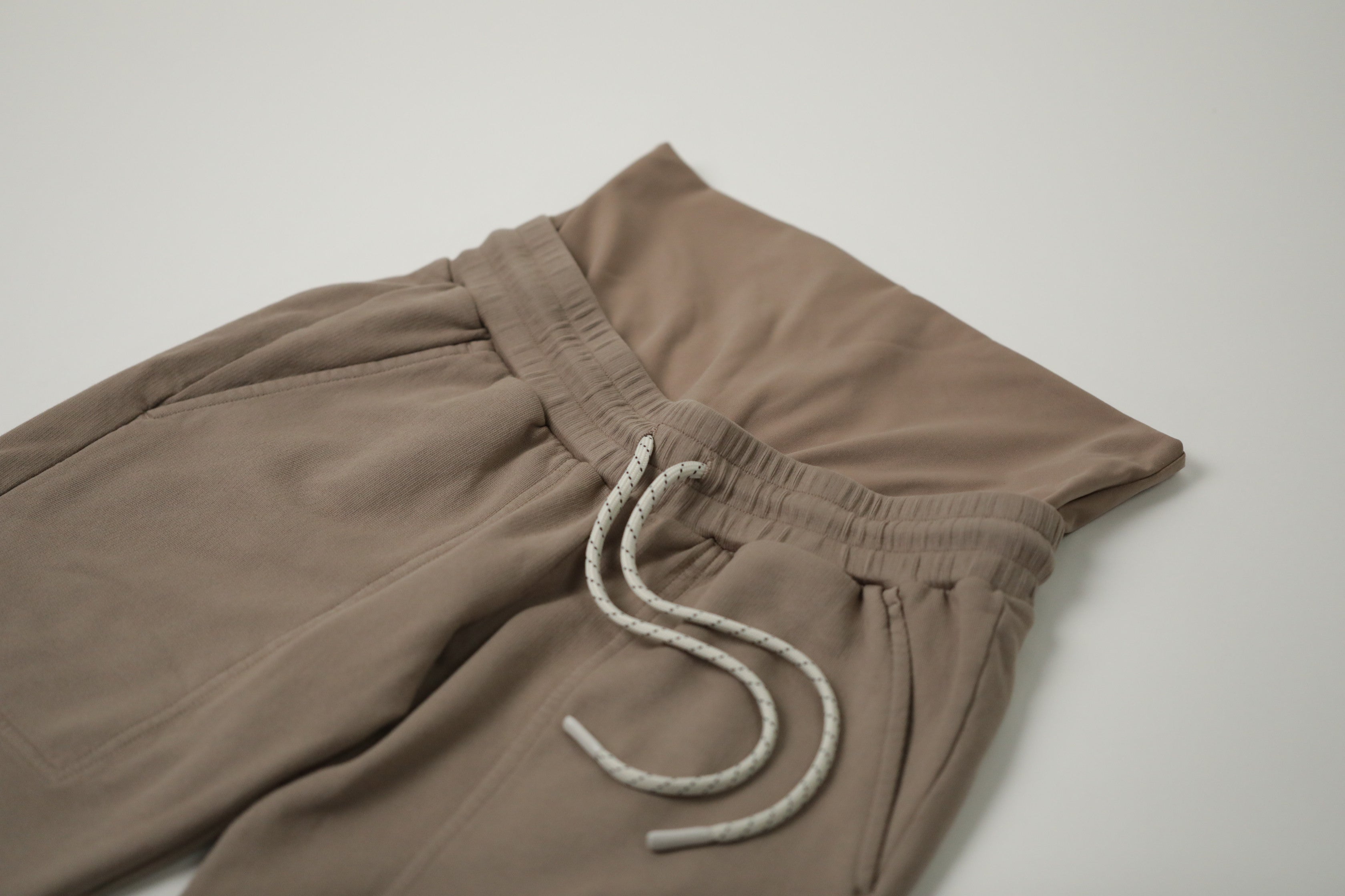 Elle || Organic Cotton Maternity Jogger