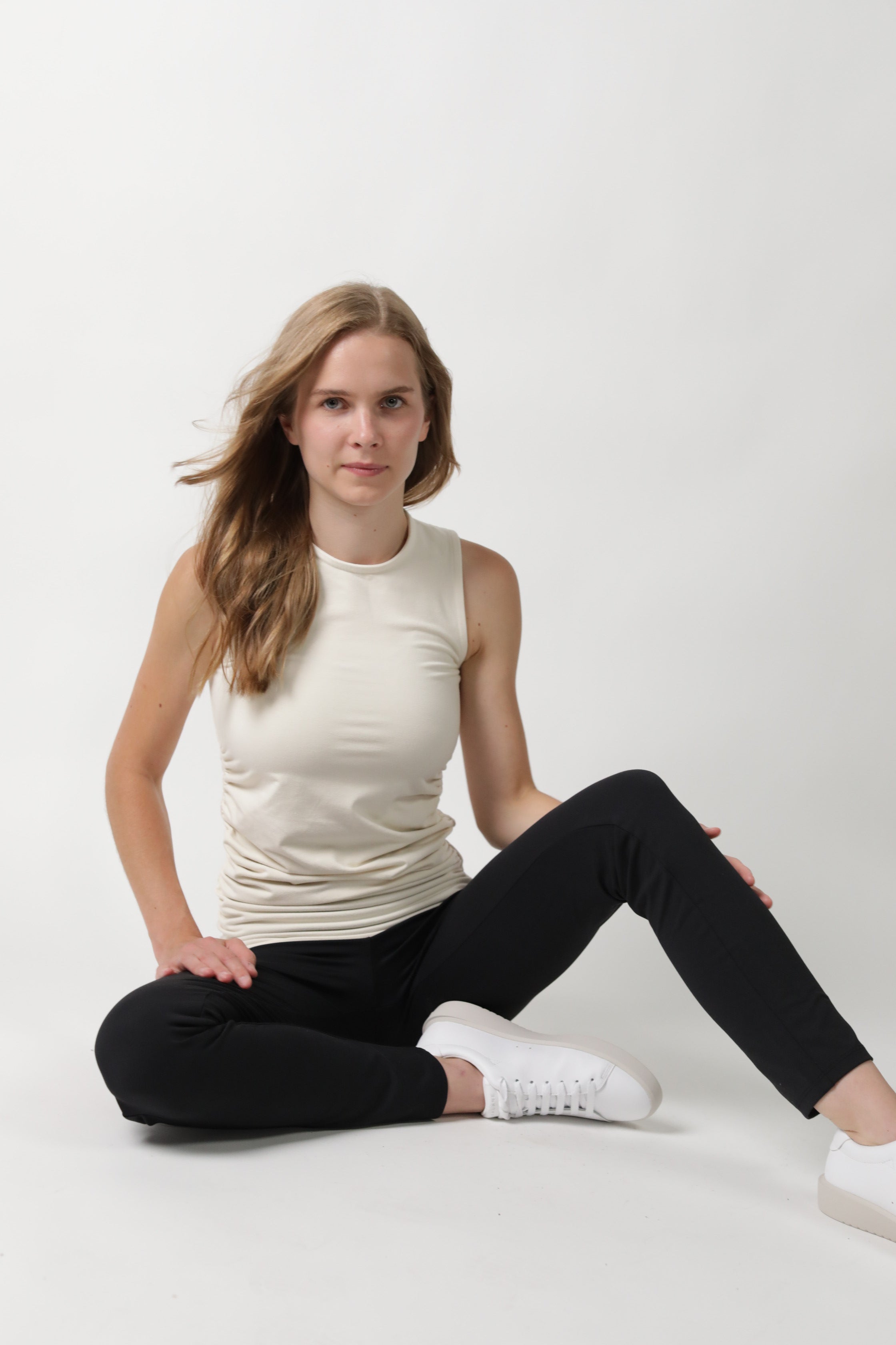 Silea™ Everyday Style Side Slit Hi-rise Maternity Legging