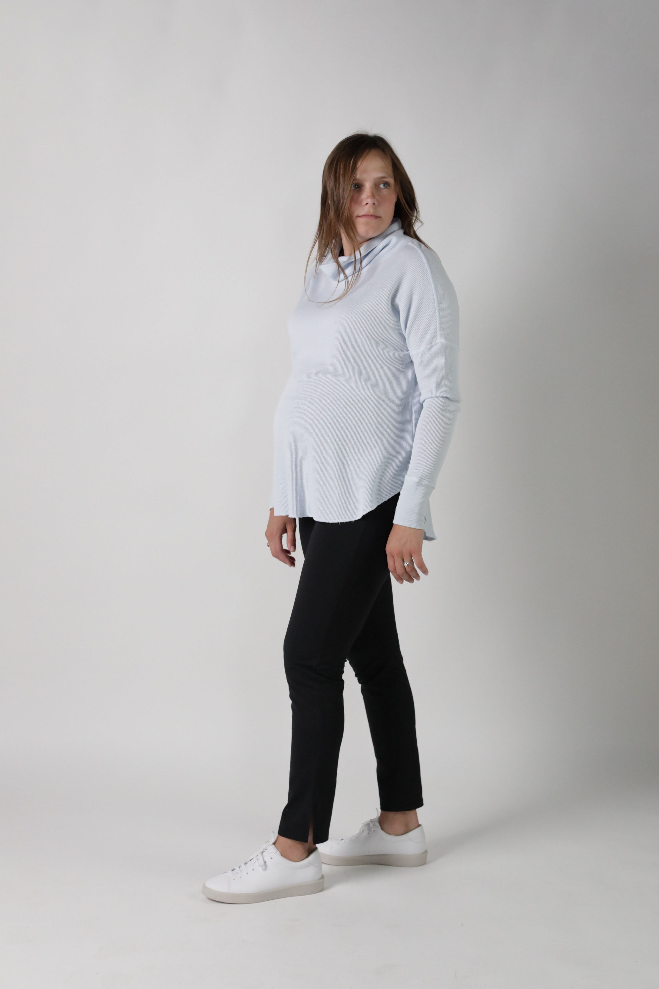 Silea™ Everyday Style Side Slit Hi-rise Maternity Legging