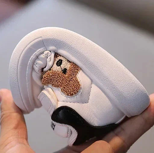 Easy-wear Panda Sneakers Ages 1-7