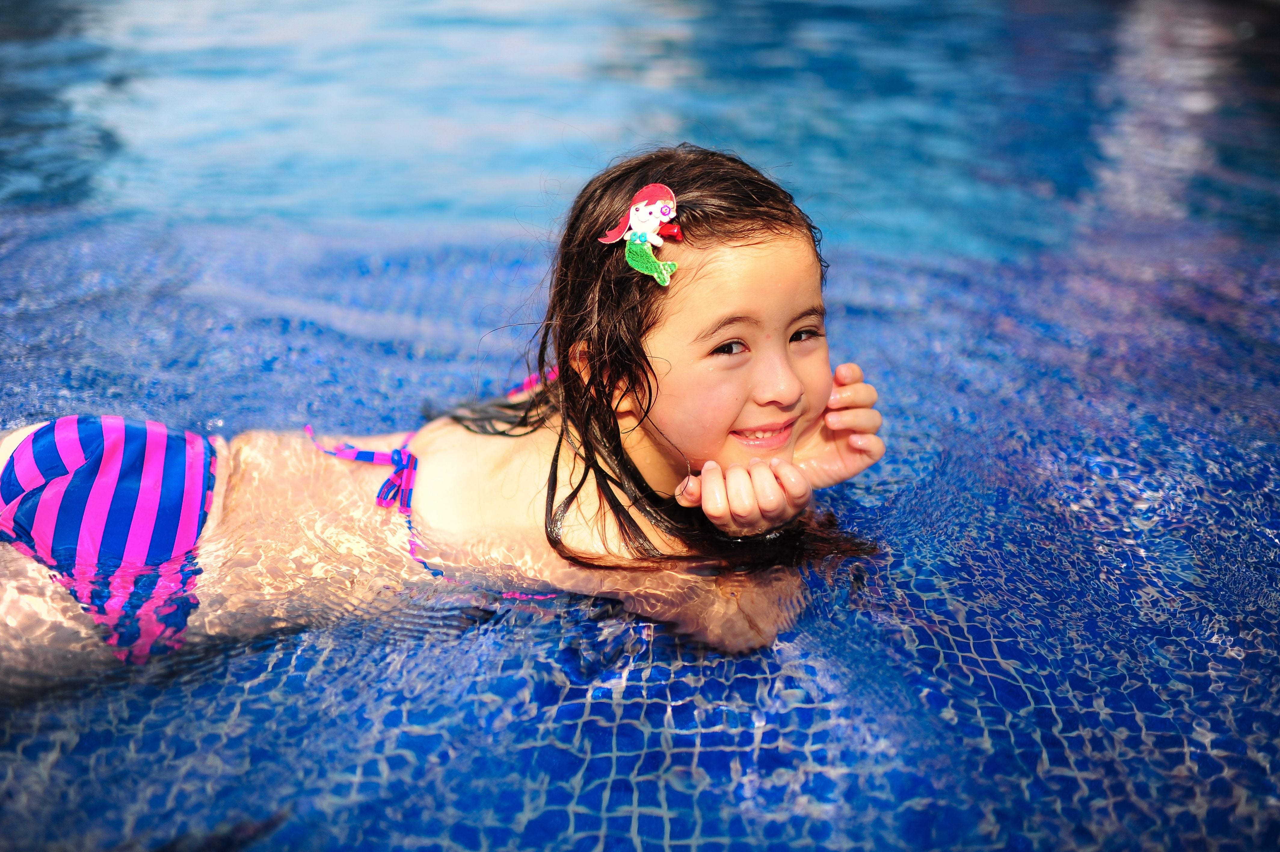 Making Waves Mermaid Hair Clips- Green And Glitter White