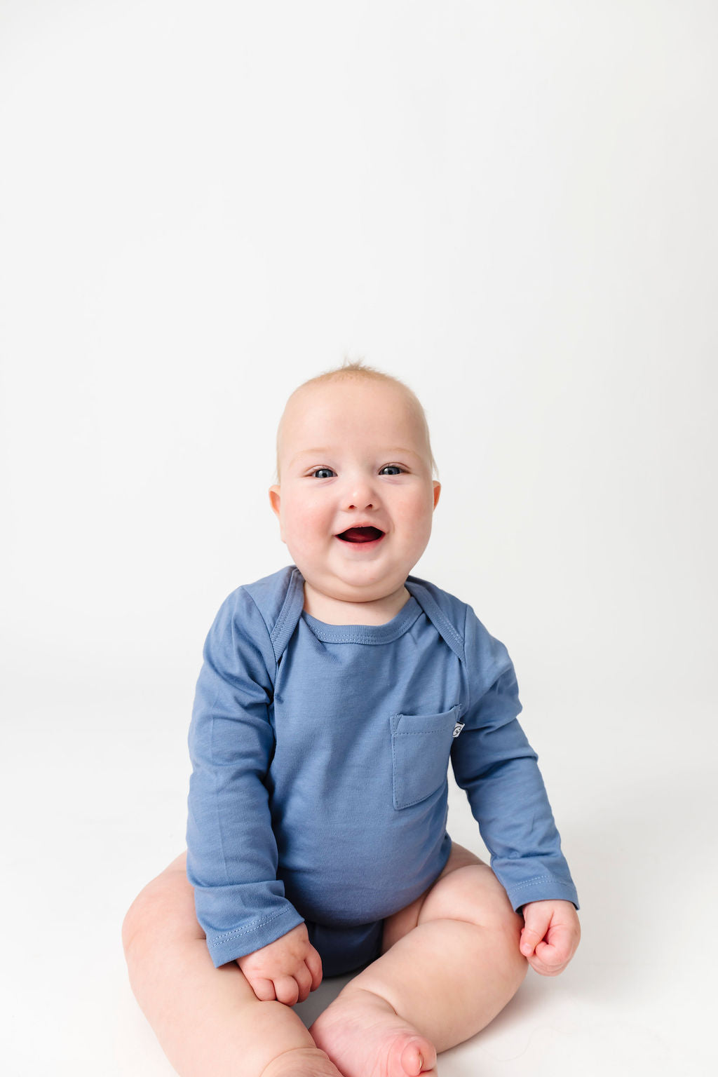 Infinity Prayer Pocket Long Sleeve Bodysuit Cotton