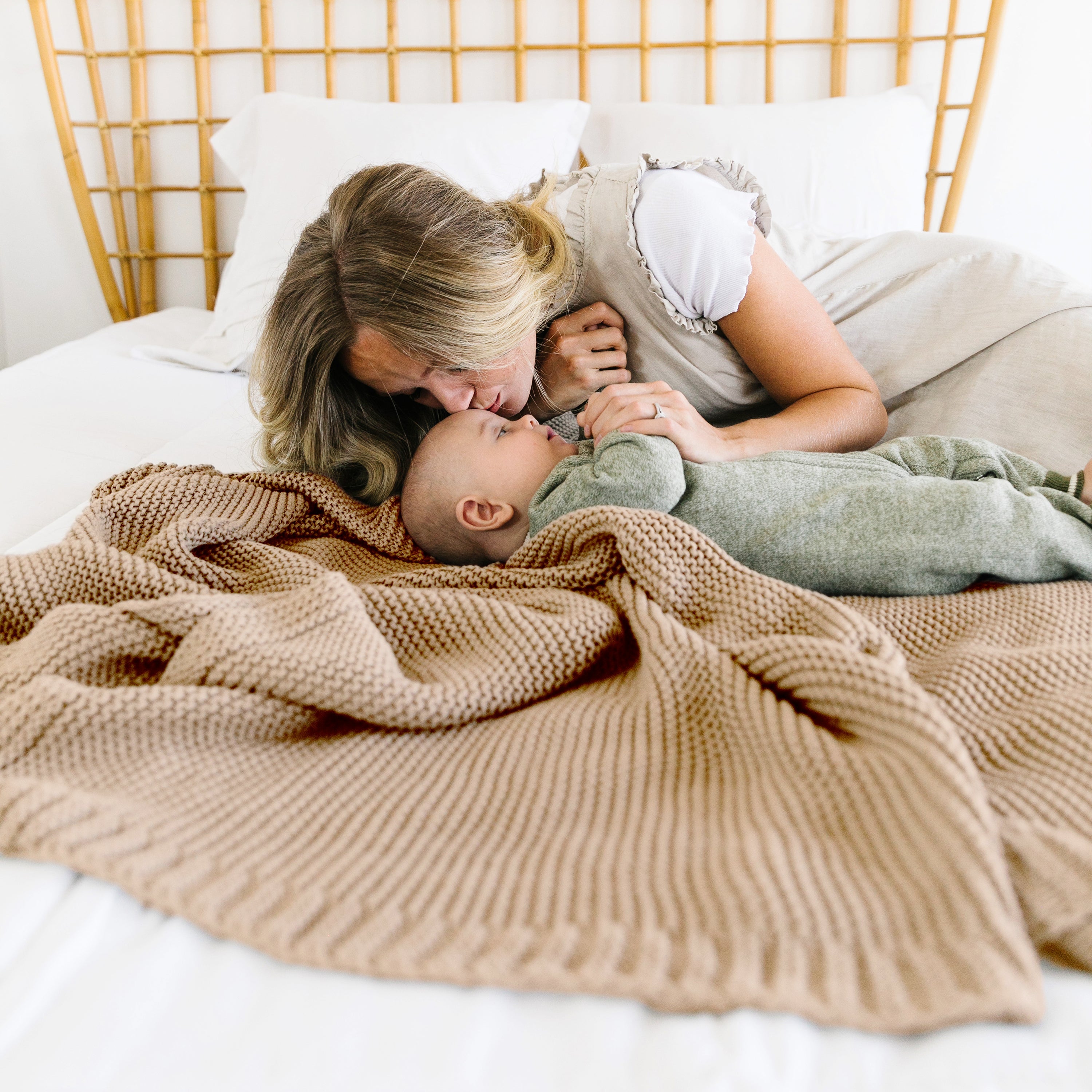 Organic Knit Throw Blanket - Sand