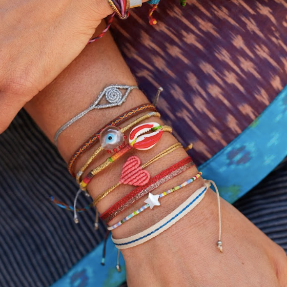 Star Thread Bracelet