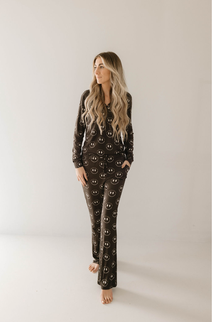 Women's Bamboo Pajama | Charcoal & White Ff Smile
