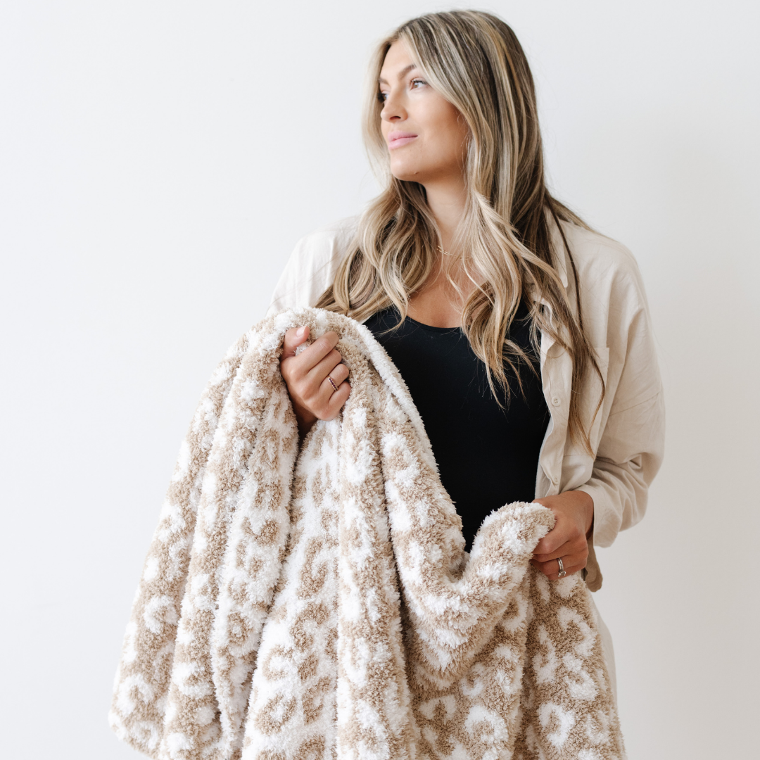 Double-layer Bamboni® Throw Blankets