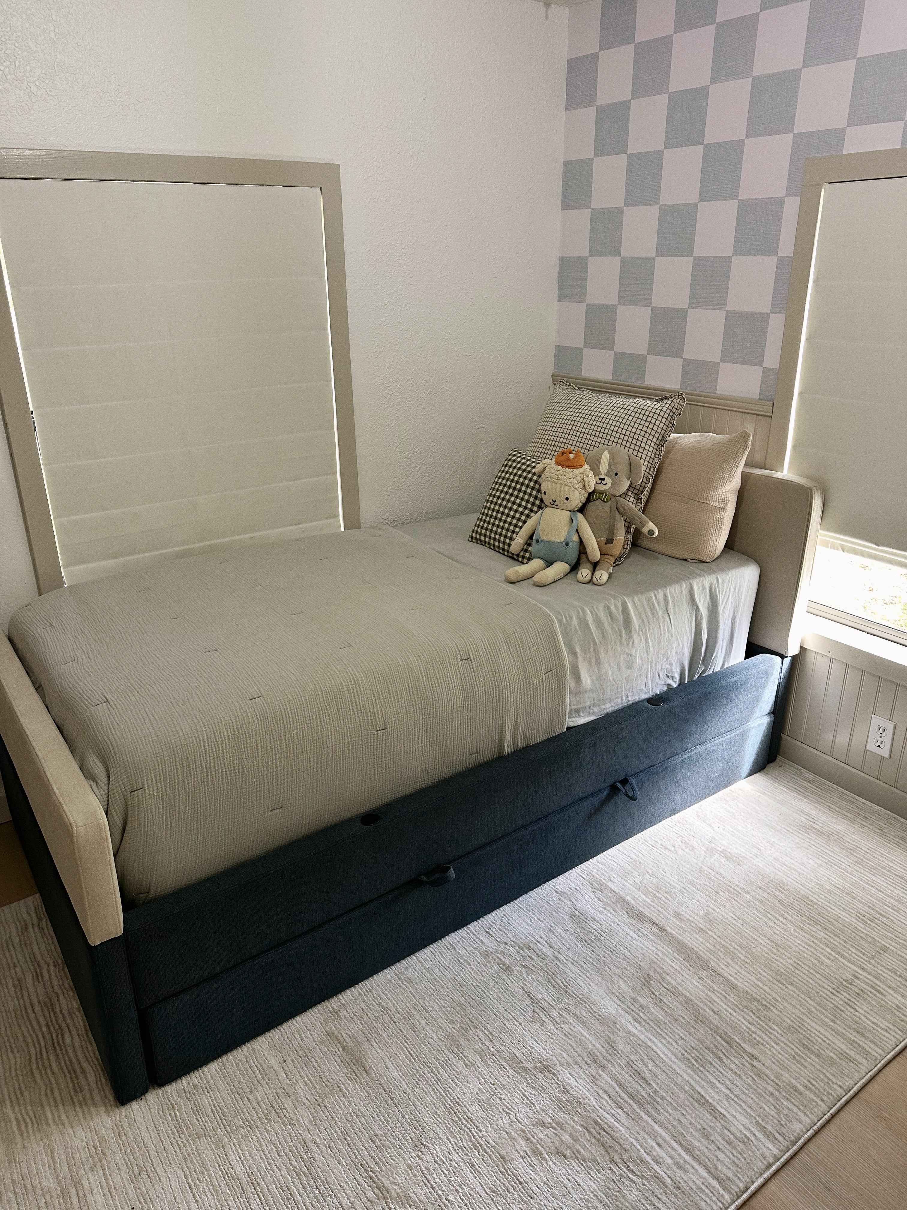 Devin Wallpaper By Melissa Johnson Design