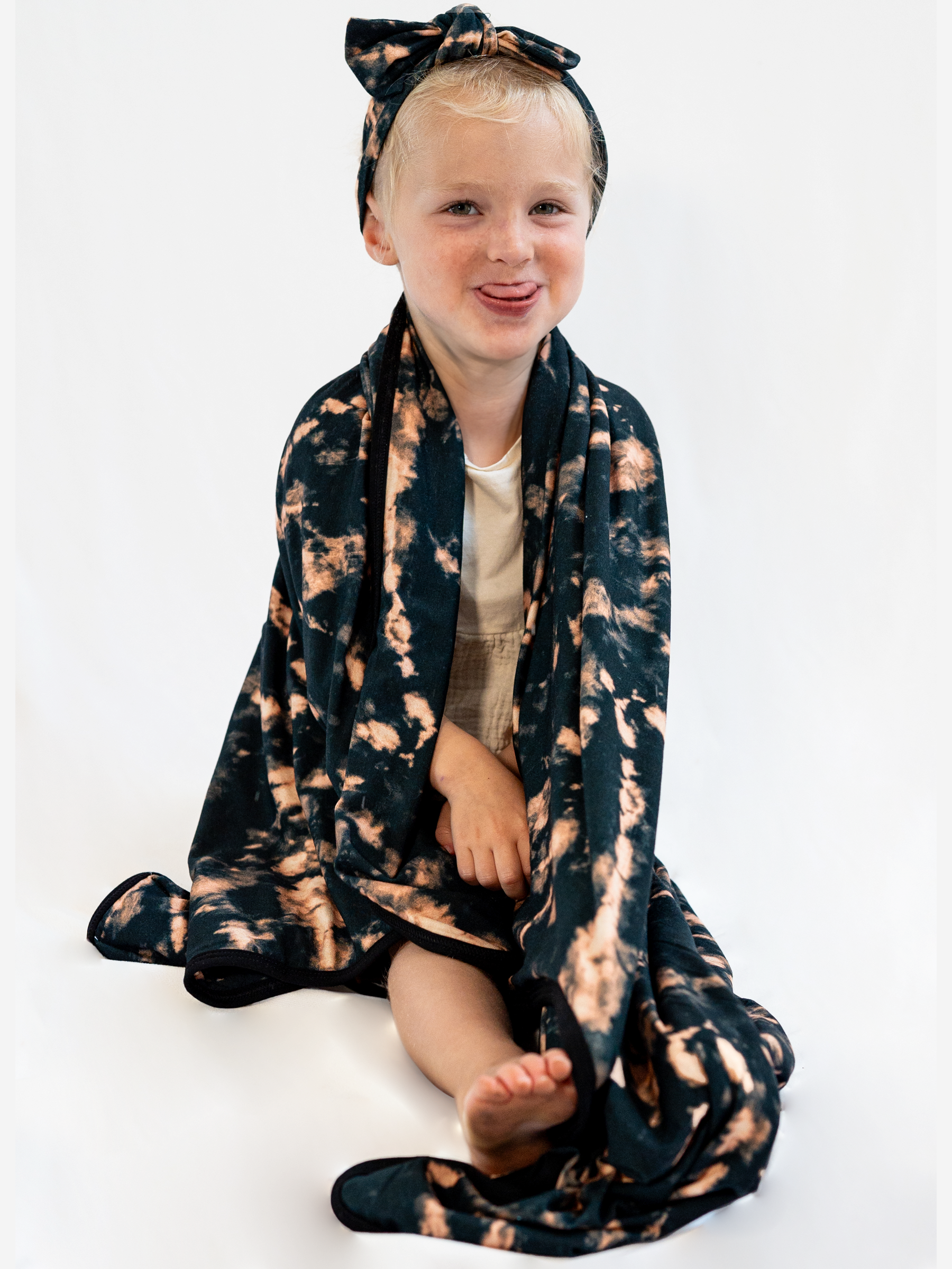 Black Tie-dye Blankie