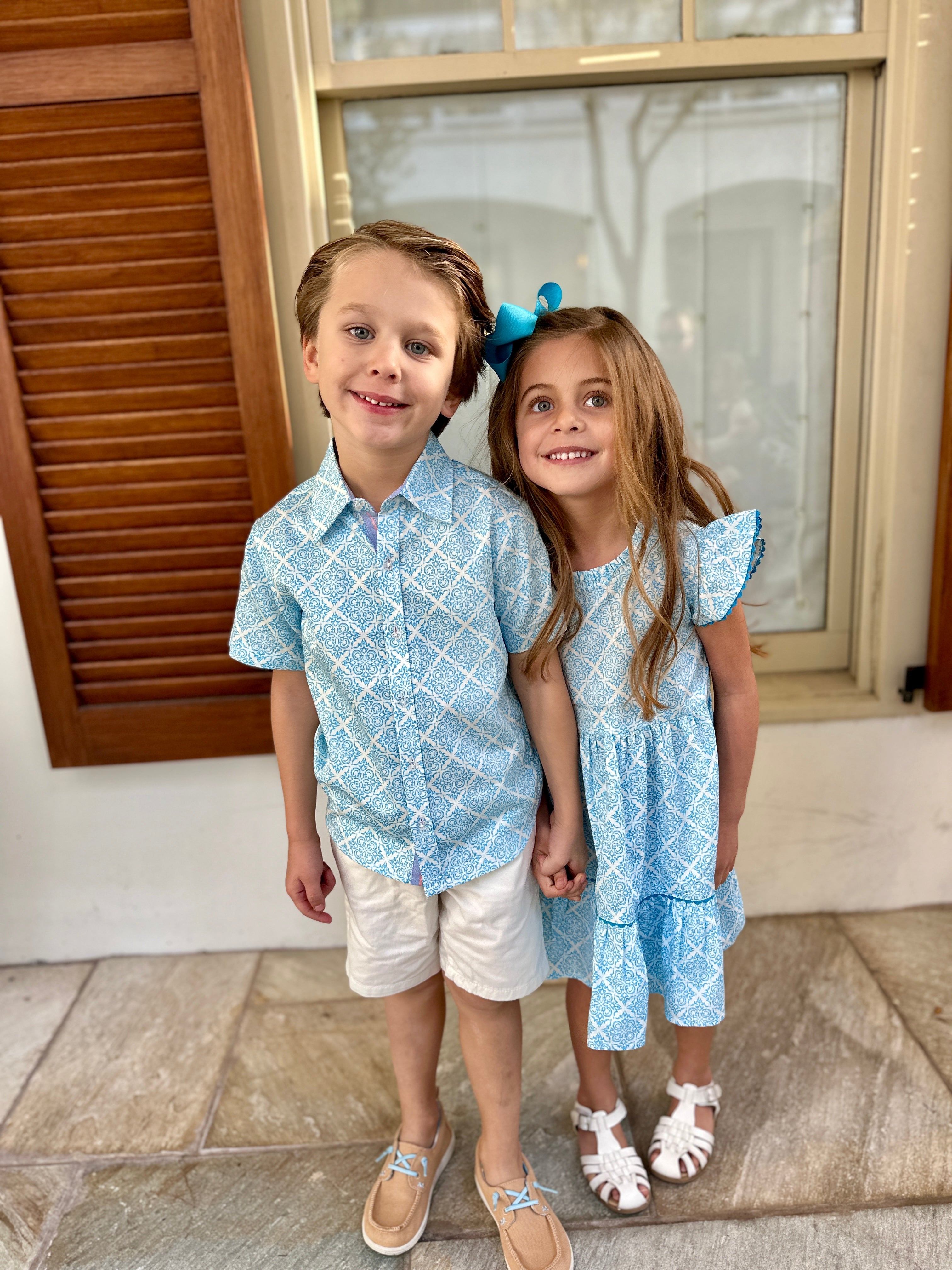 Geometric Blue Shirt In Short Sleeves