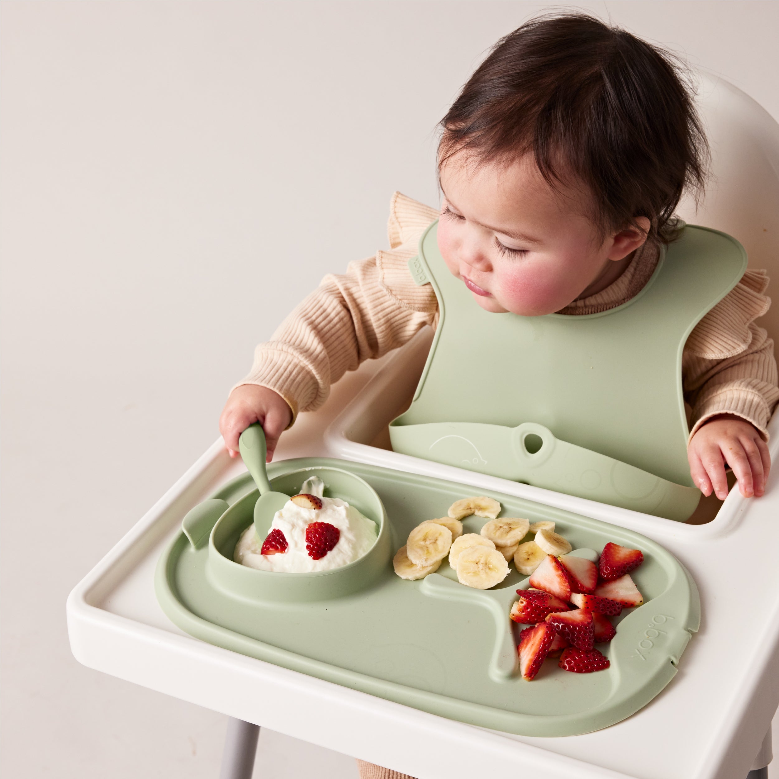 Roll + Go Mealtime Mat - Sage